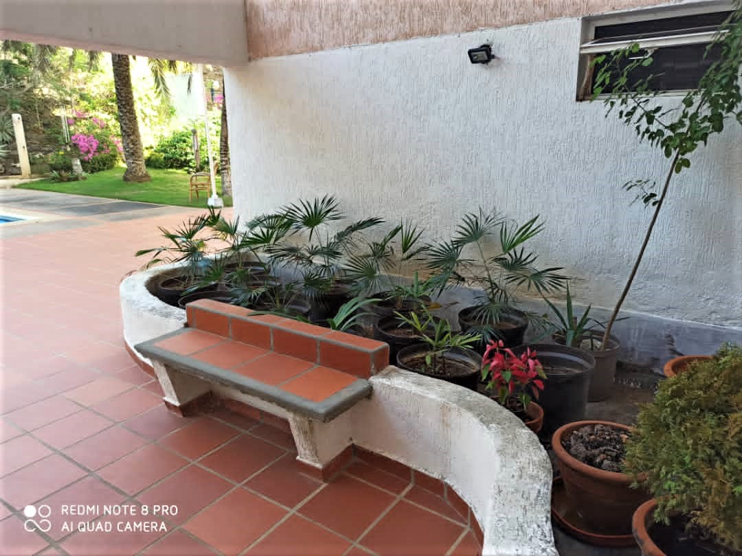 APARTAMENTO DE FINOS ACABADOS EN PARAISO II, EN VENTA