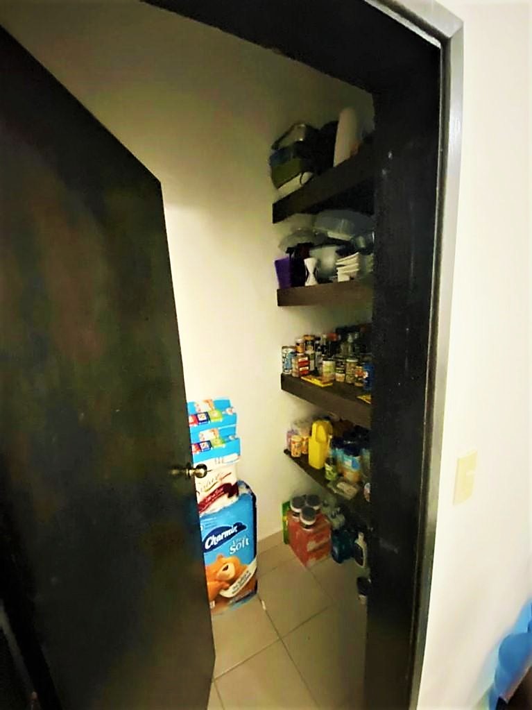 CASA EN PARAISO, EN VENTA