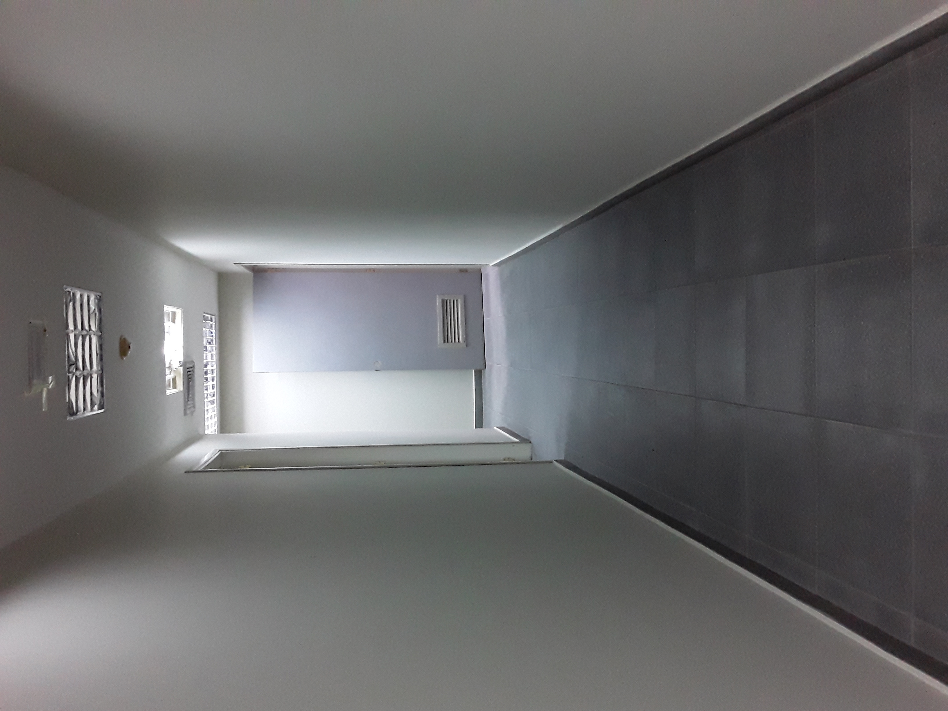 PREMISES IN LOS ROBLES, FOR SALE