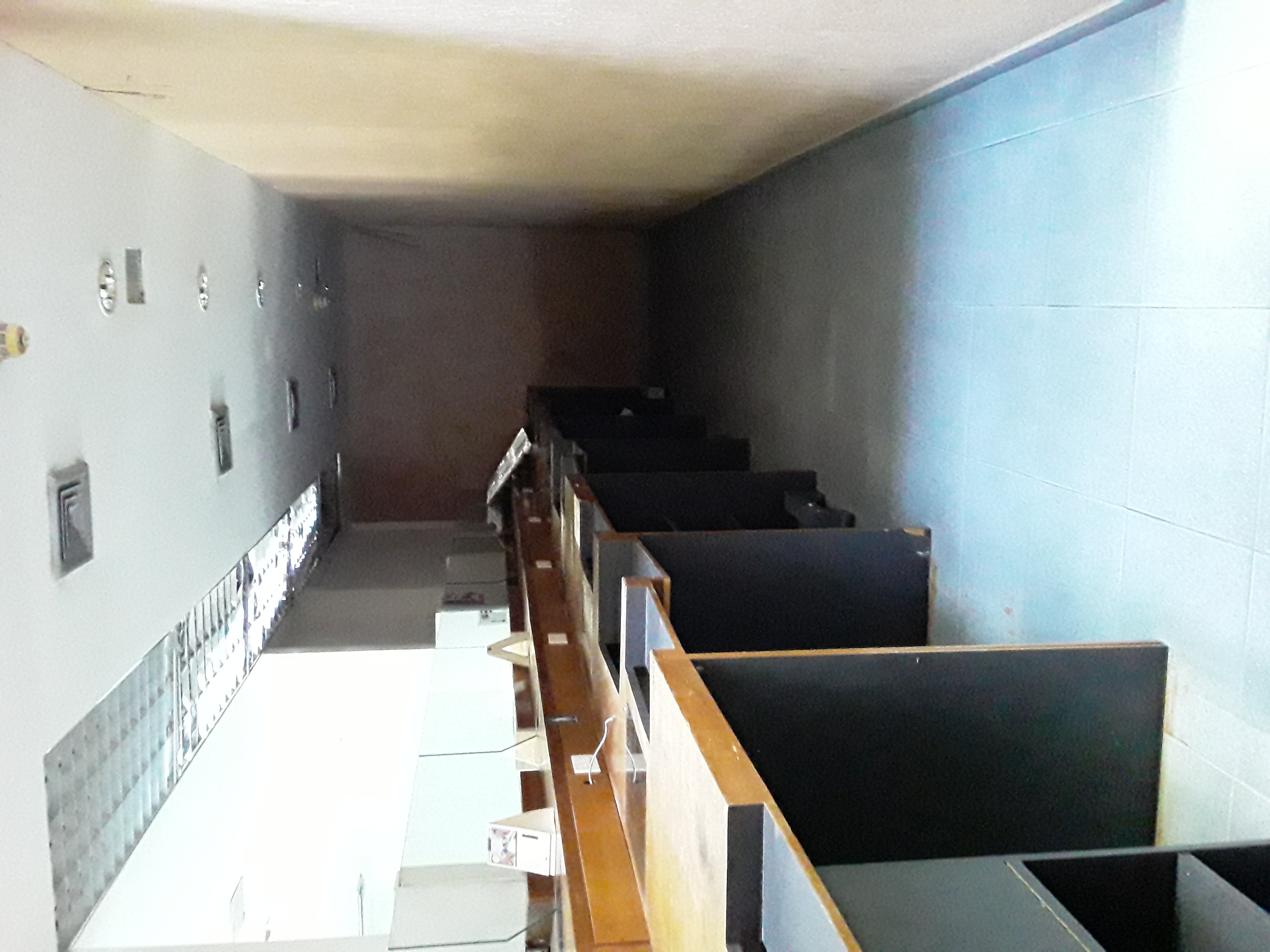 PREMISES IN LOS ROBLES, FOR SALE