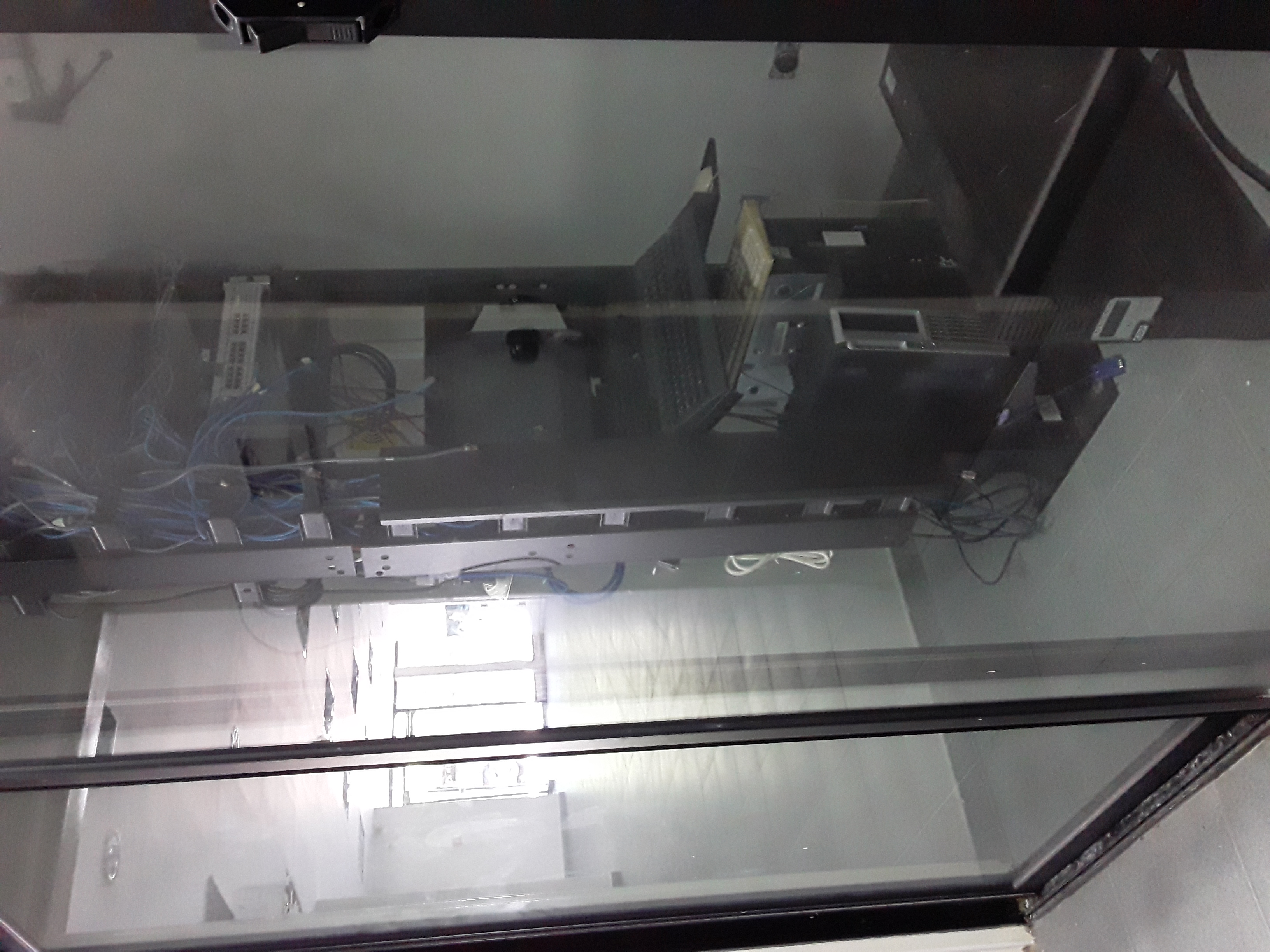 PREMISES IN LOS ROBLES, FOR SALE