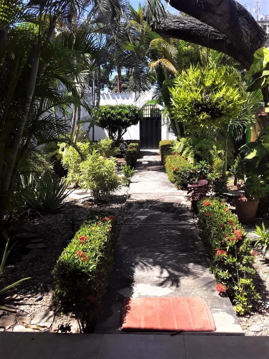 HOUSE IN PORLAMAR, FOR SALE