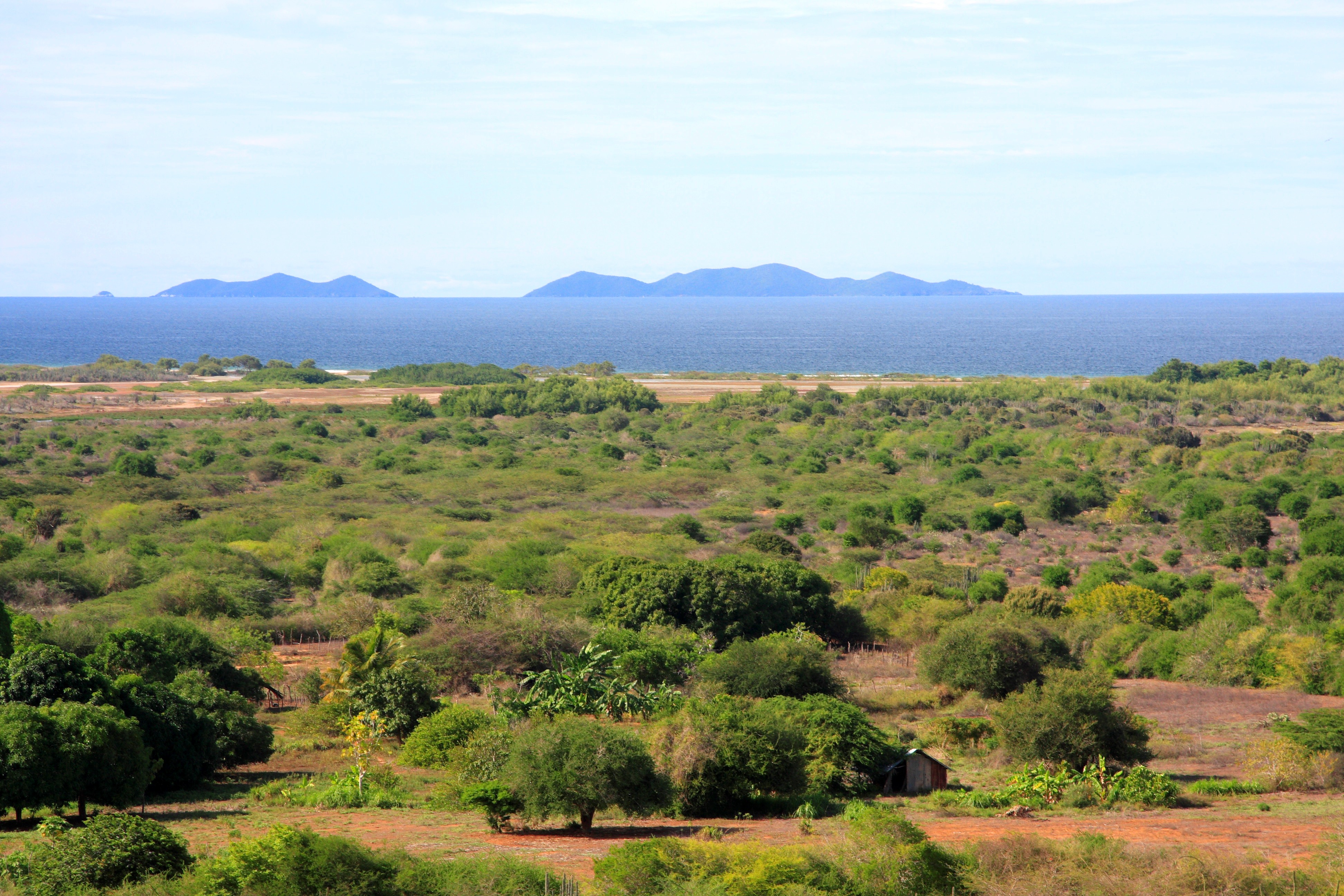 BEAUTIFUL HOUSE FOR SALE IN ZONA ESTE URB CASA DE CAMPO COUNTRY CLUB