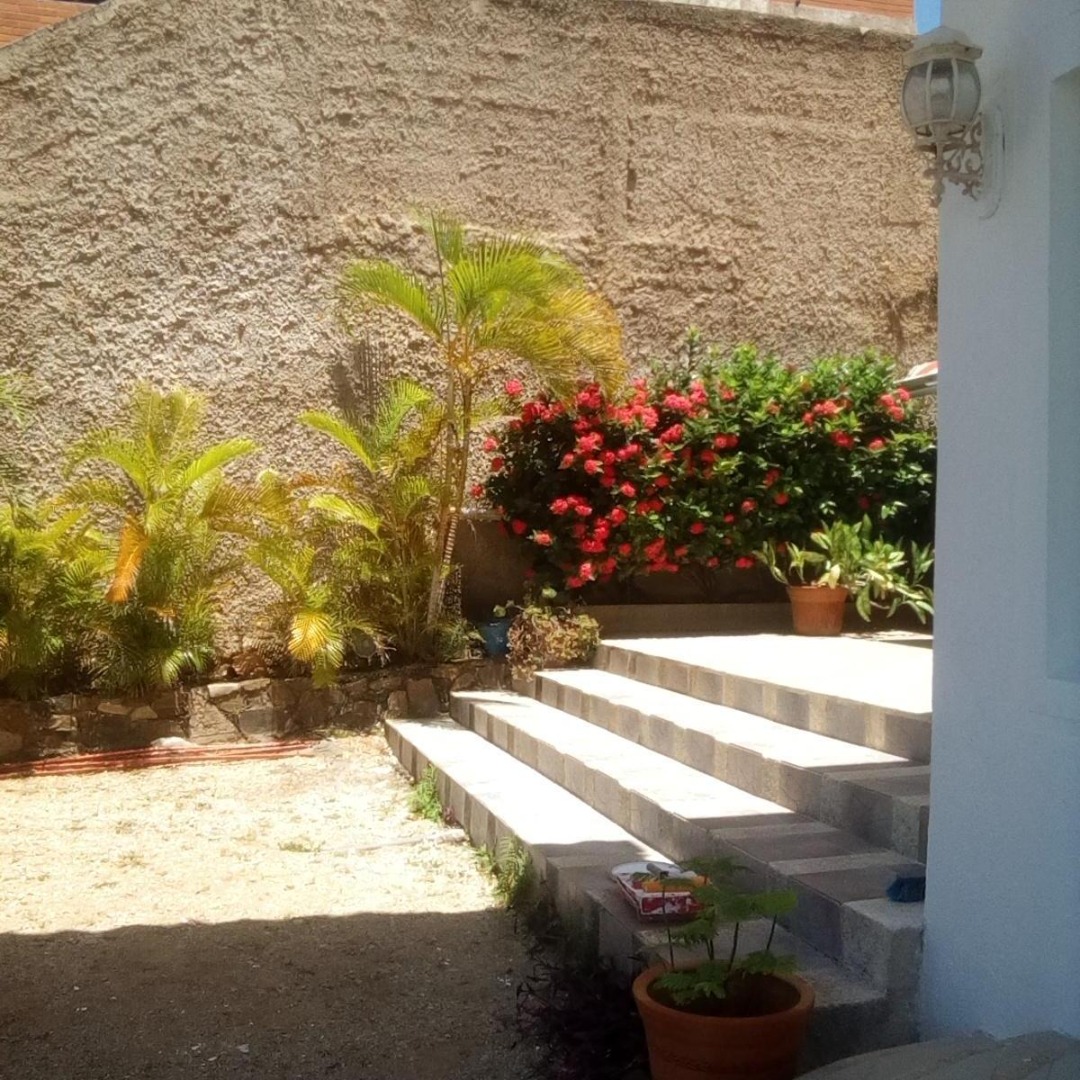 BEAUTIFUL HOUSE FOR SALE IN PARAISO I