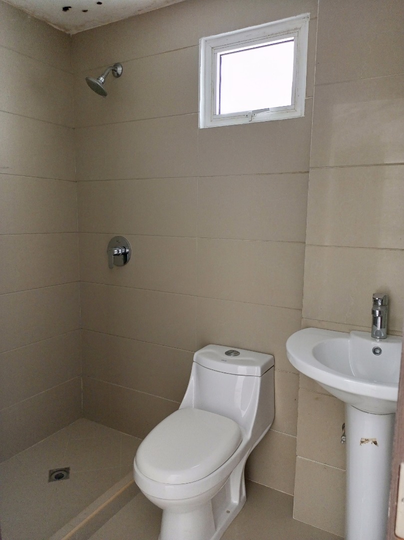 TOWNHOUSE EN URB. JORGE COLL