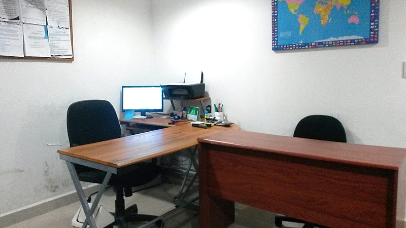 OFICINA EN AV. BOLIVAR, EN VENTA