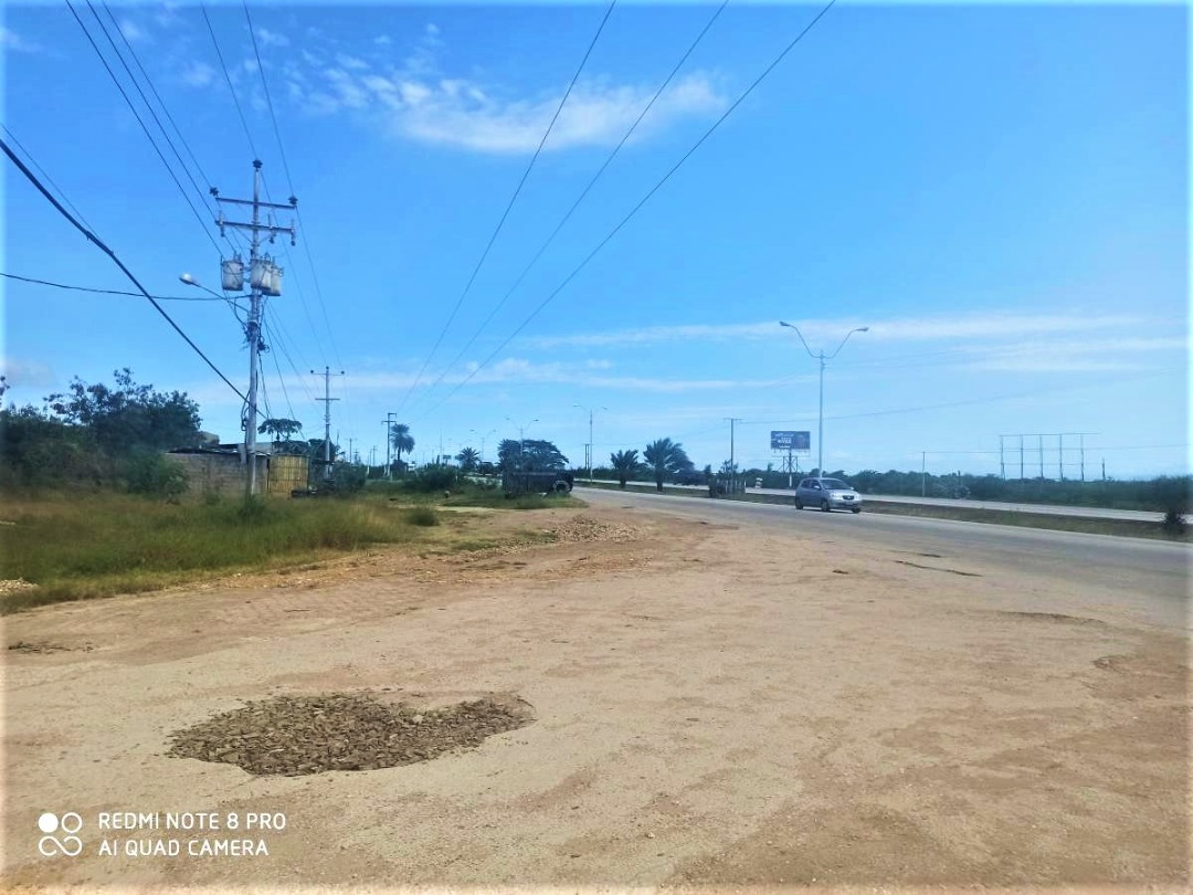 TERRENO EN AV JUAN BAUTISTA ARISMENDI, EN VENTA