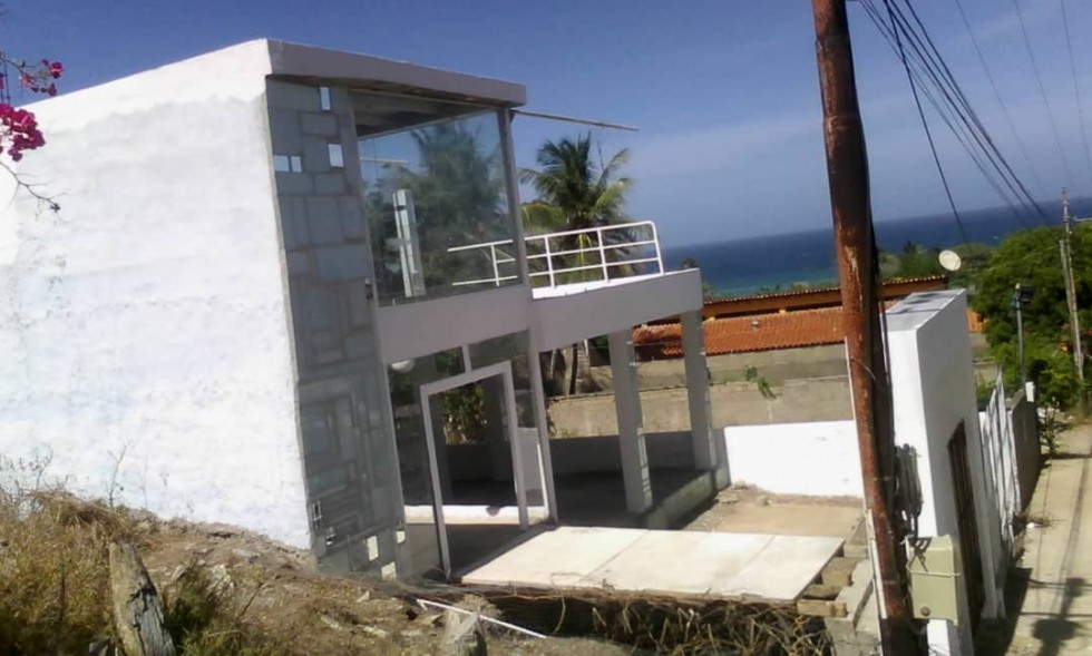 TERRENO EN PUERTO FERMIN EN VENTA