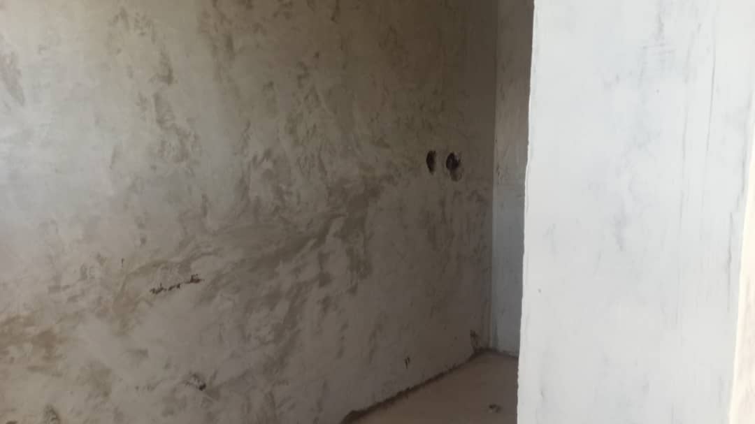 TOWNHOUSE EN URB. MANEIRO, EN VENTA