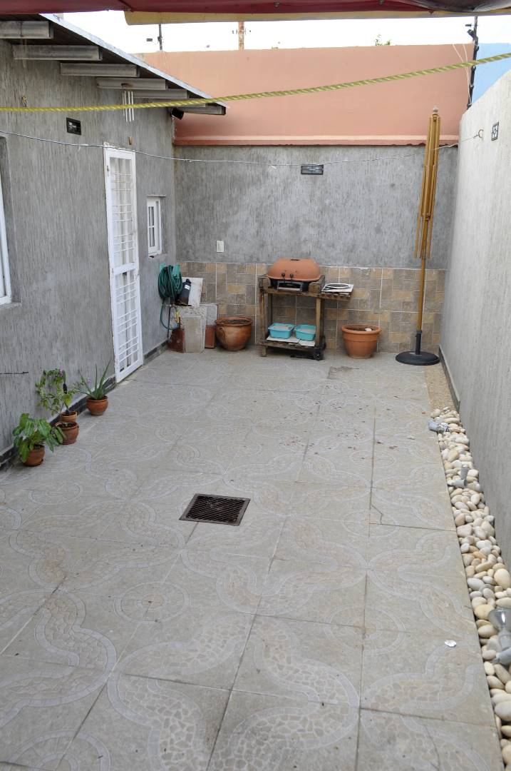 COMODO TOWNHOUSE EN EL VALLE, EN VENTA