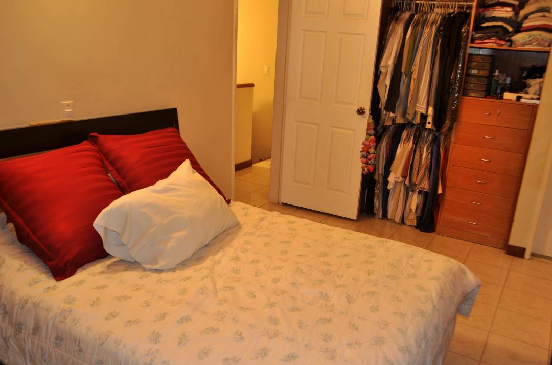 COMODO TOWNHOUSE EN EL VALLE, EN VENTA