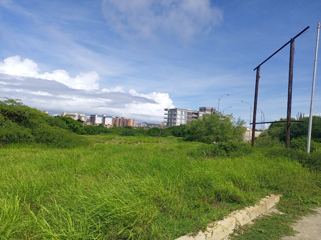 PARCELAS EN VENTA EN EL EXCLUSIVO CONJUNTO PUERTA DE HIERRO