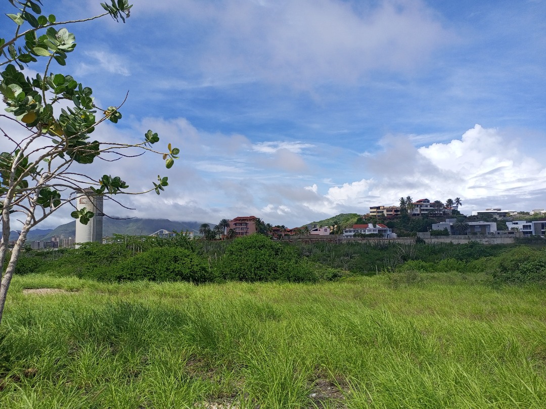 PARCELAS EN VENTA EN EL EXCLUSIVO CONJUNTO PUERTA DE HIERRO