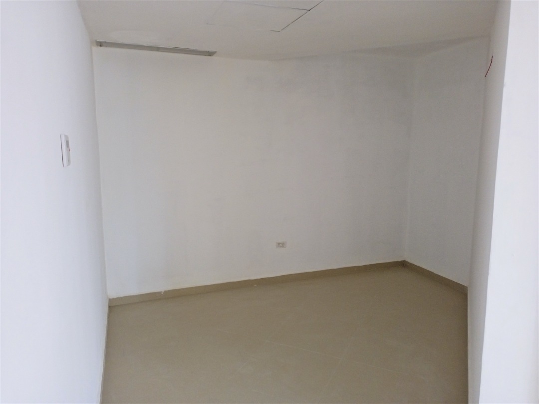 TOWNHOUSE EN MANEIRO, EN VENTA