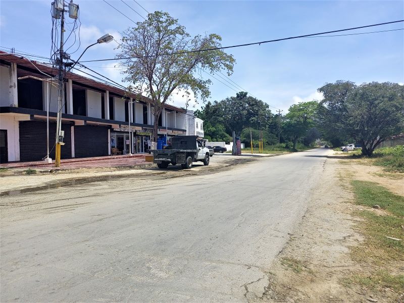 TERRENO EN VENTA EN AV 31 DE JULIO