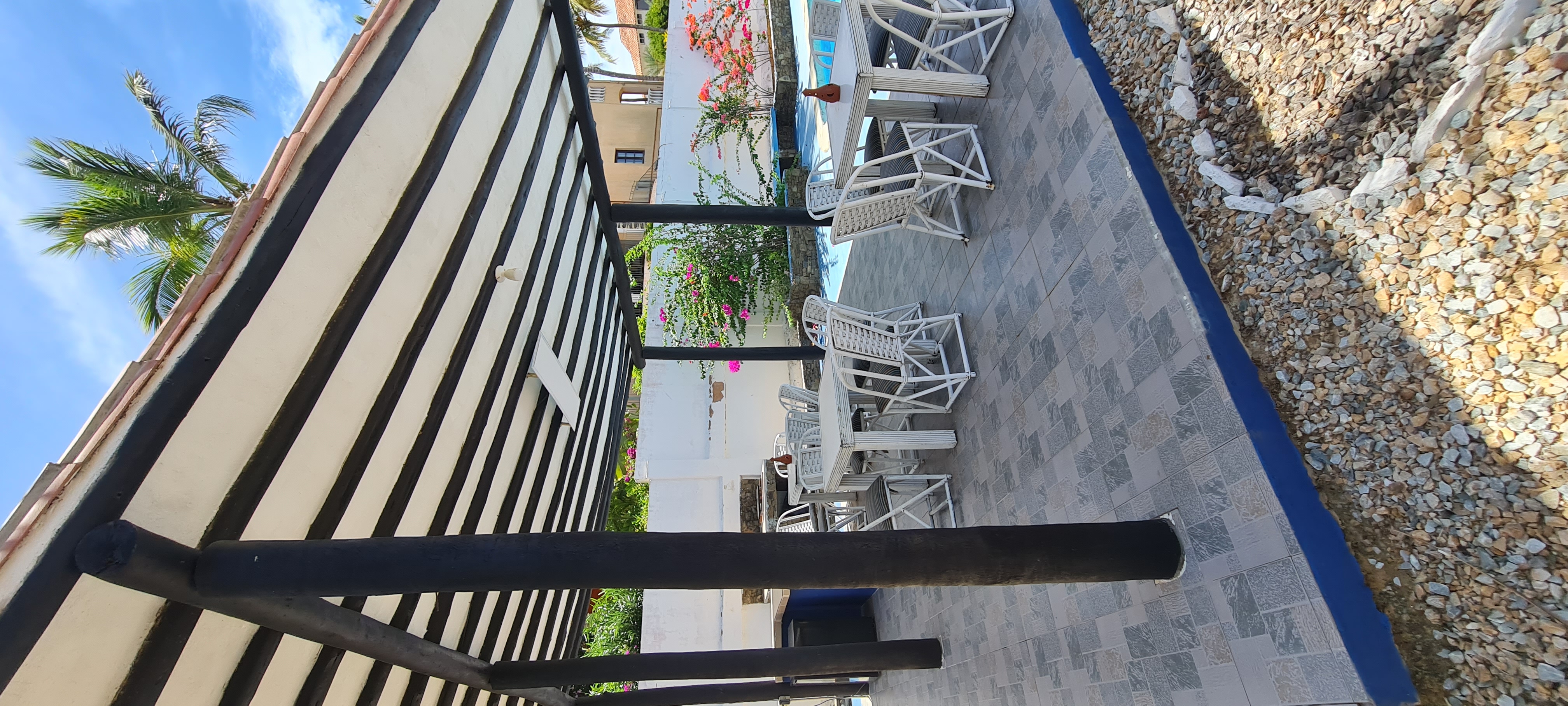 HOTEL ESTILO MEDITERRÁNEO