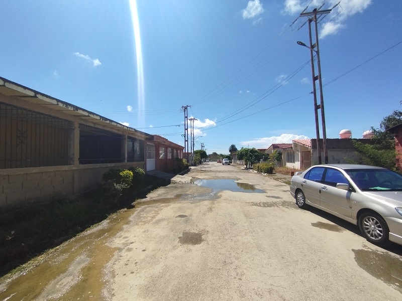 LAND FOR SALE VILLA JUANA SECTOR-URB. MARGARITA VALLEY