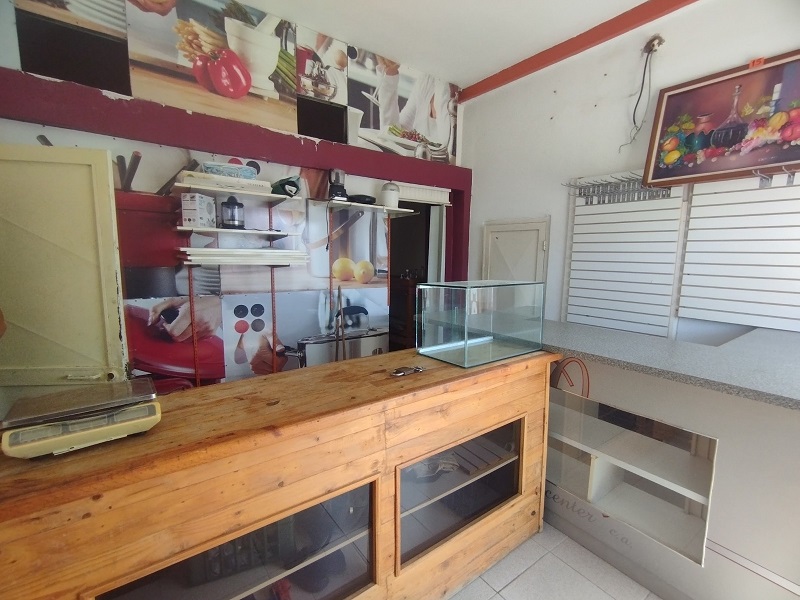 COMMERCIAL PREMISES FOR RENT AV. PLAIN IN-PORLAMAR