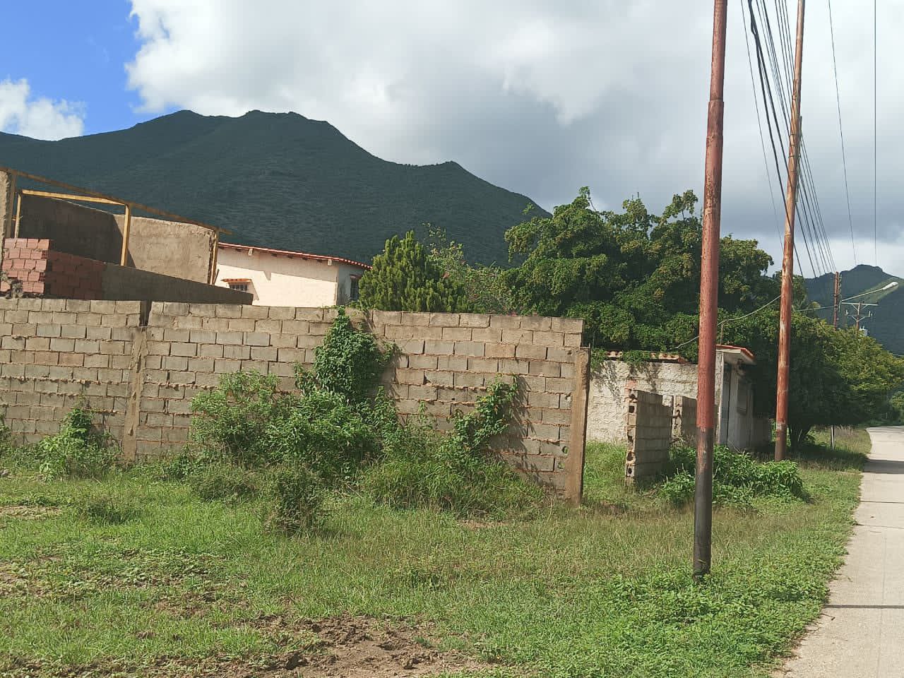 TERRENO EN VENTA EN EL SECTOR EL HATO, LA SABANA