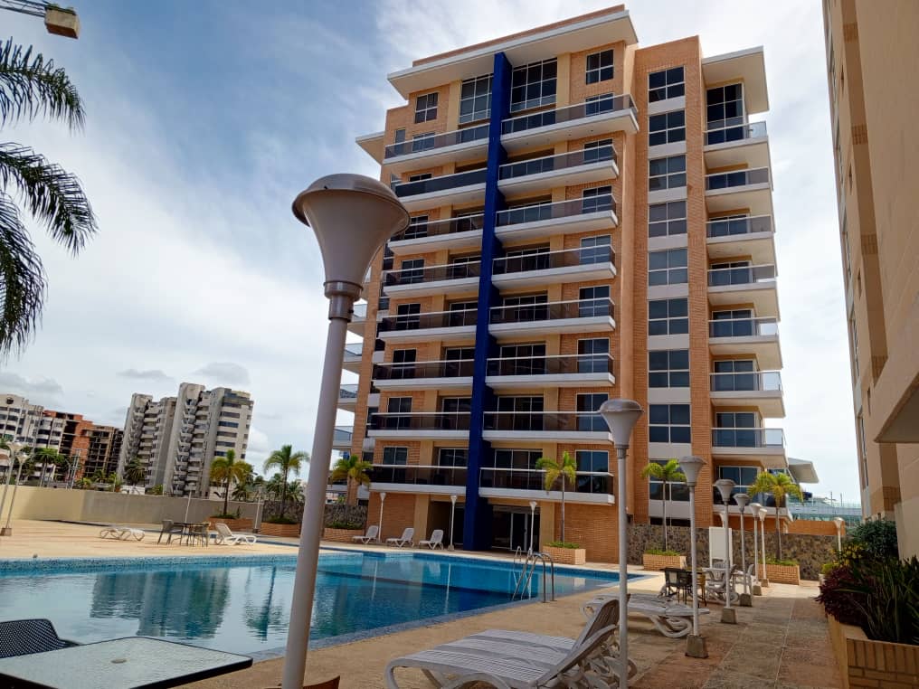 APARTAMENTO EN VENTA, EN COSTA AZUL