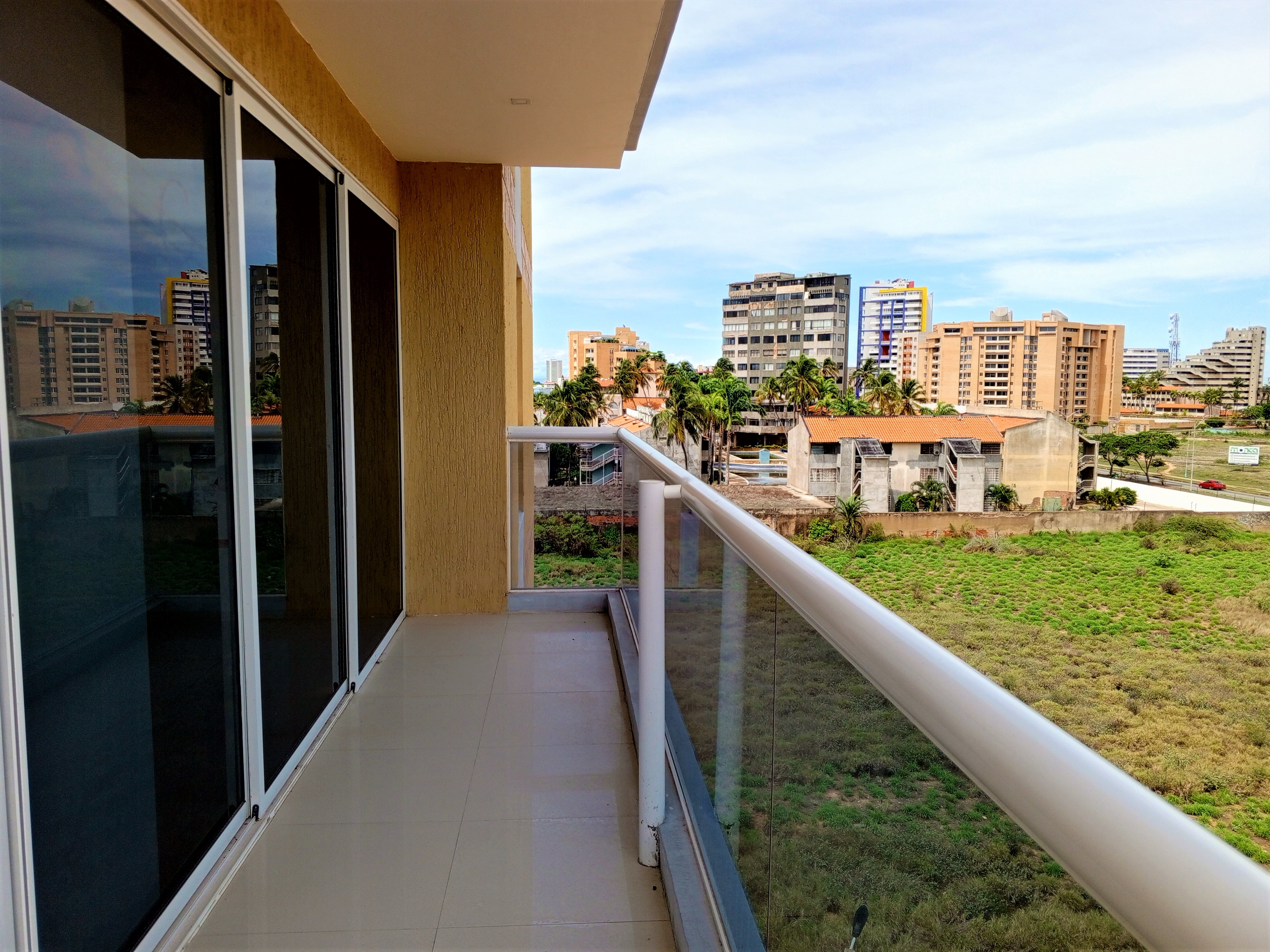APARTAMENTO EN VENTA, EN COSTA AZUL