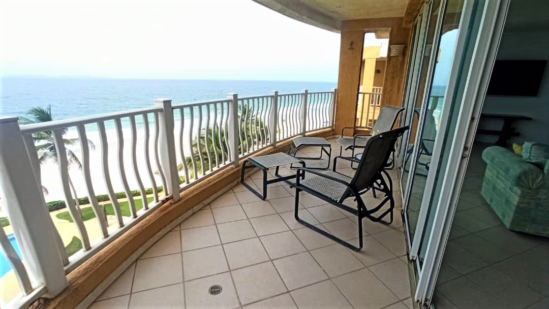 APARTAMENTO EN CONJUNTO RESIDENCIAL DE PLAYA EXCLUSIVO, EN ALQUILER VACACIONAL