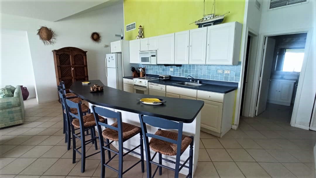 APARTAMENTO EN CONJUNTO RESIDENCIAL DE PLAYA EXCLUSIVO, EN ALQUILER VACACIONAL