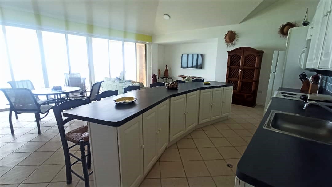 APARTAMENTO EN CONJUNTO RESIDENCIAL DE PLAYA EXCLUSIVO, EN ALQUILER VACACIONAL