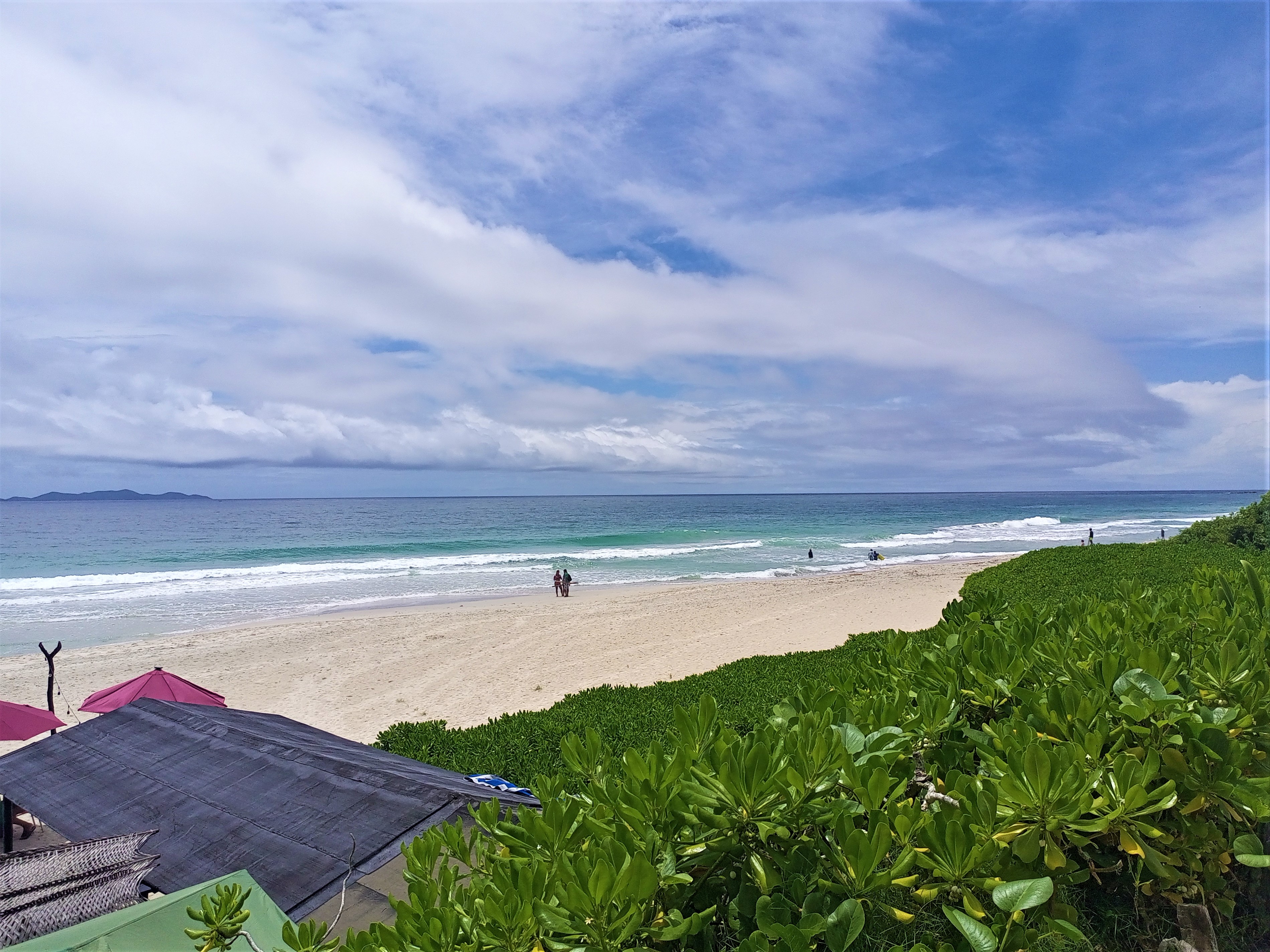 APARTAMENTO EN CONJUNTO RESIDENCIAL DE PLAYA EXCLUSIVO, EN ALQUILER VACACIONAL