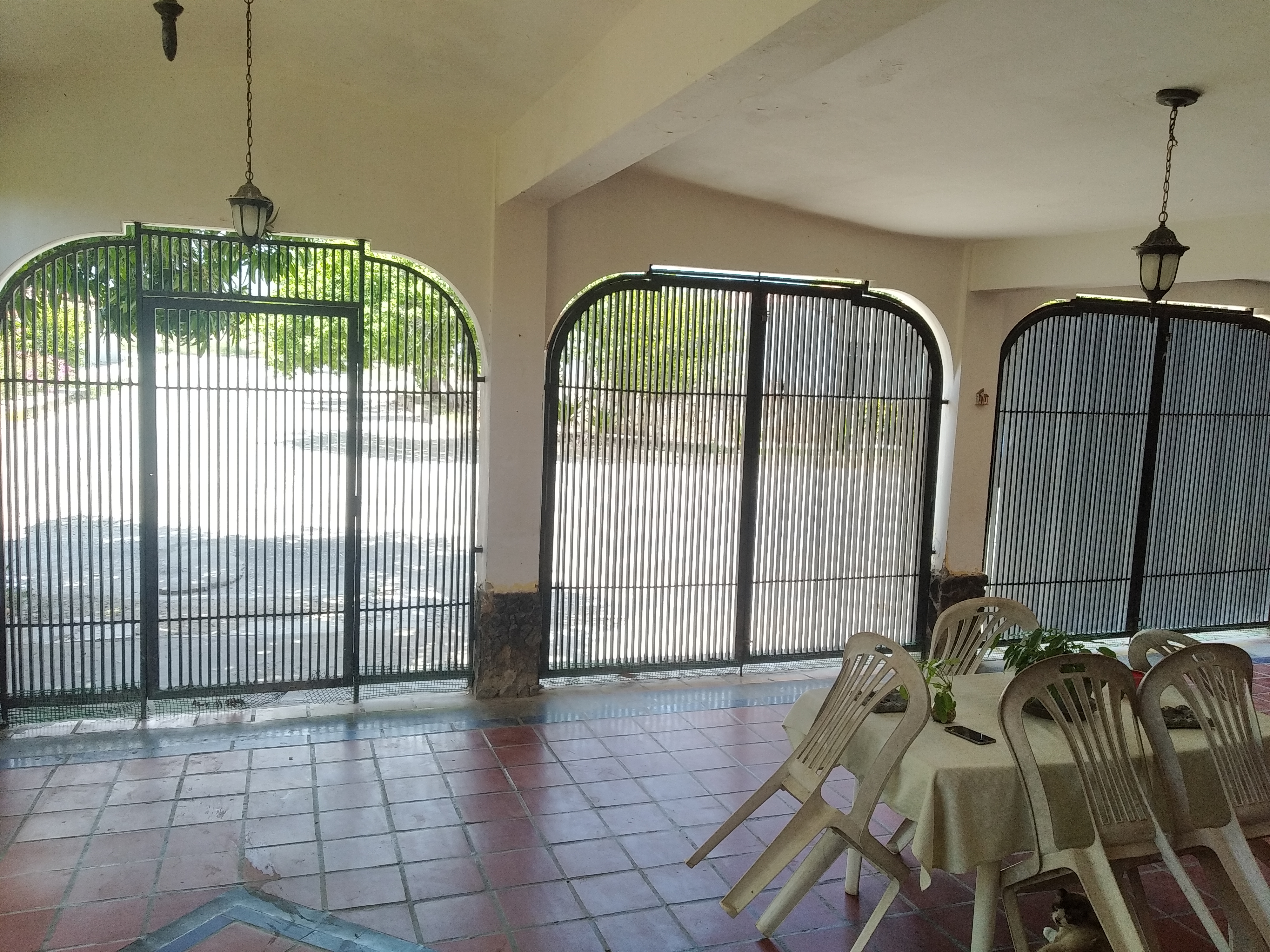 CASA EN CONJUNTO CERRADO, SECTOR MACHO MUERTO.