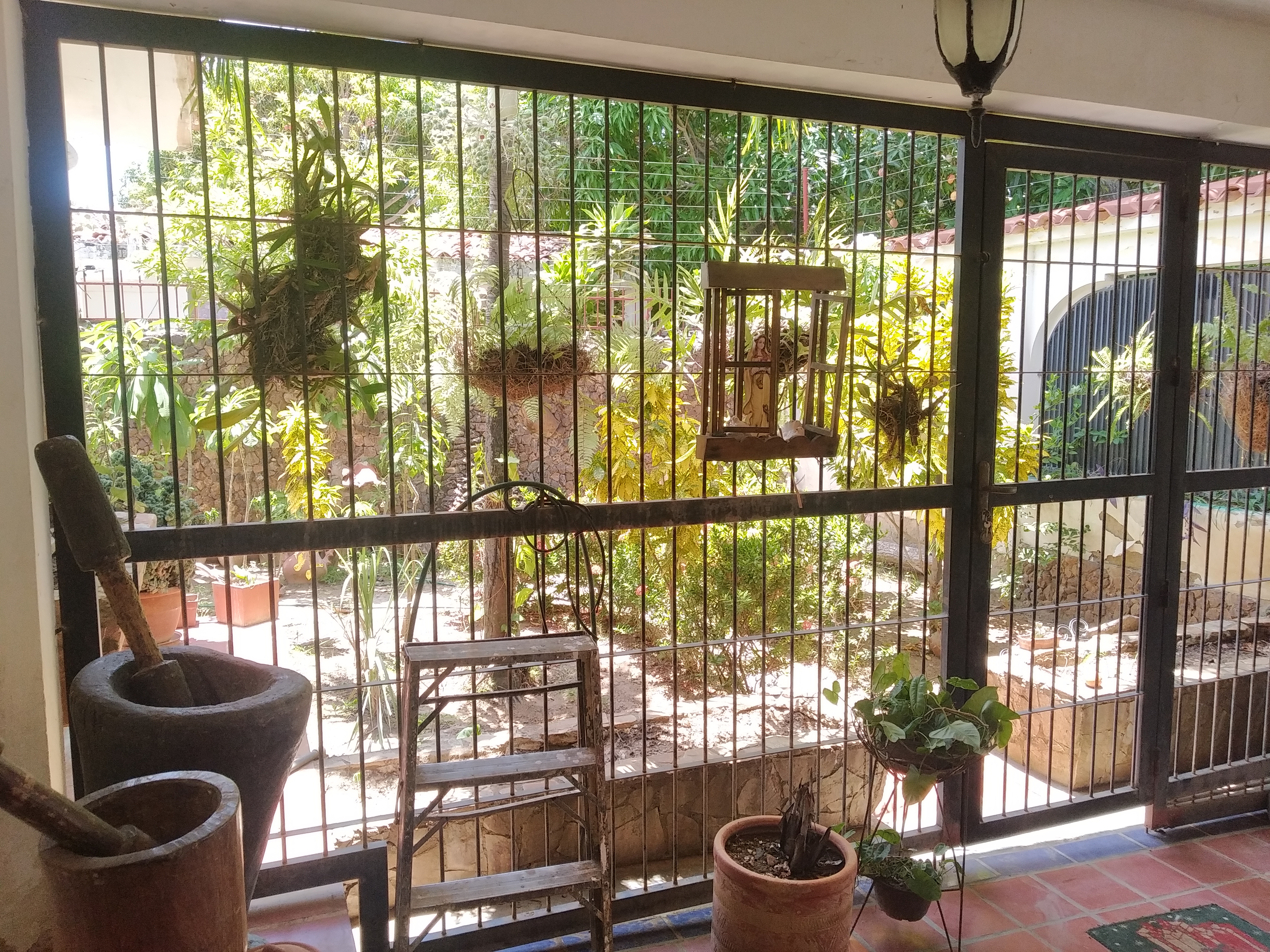 CASA EN CONJUNTO CERRADO, SECTOR MACHO MUERTO.