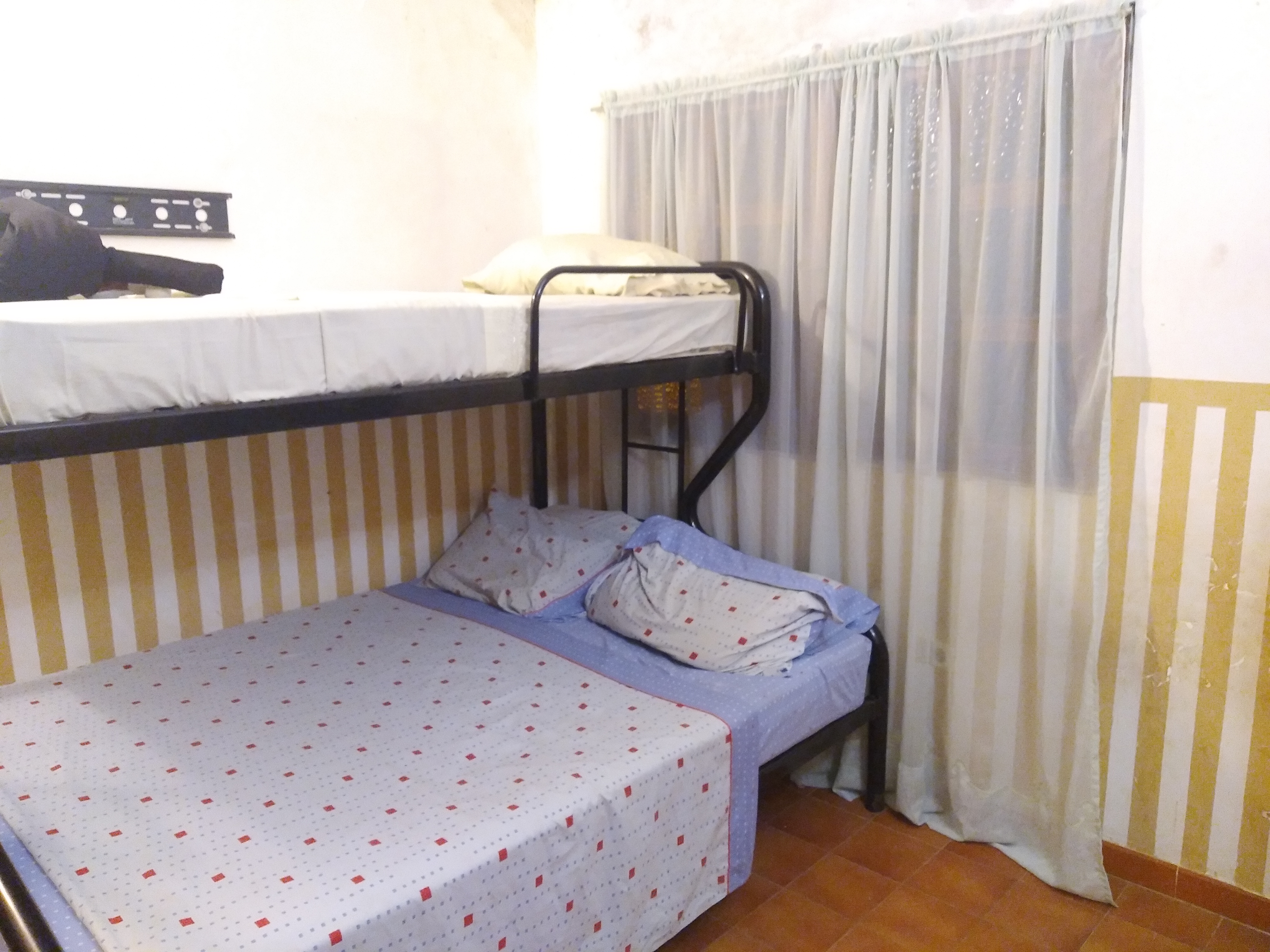 CASA EN CONJUNTO CERRADO, SECTOR MACHO MUERTO.