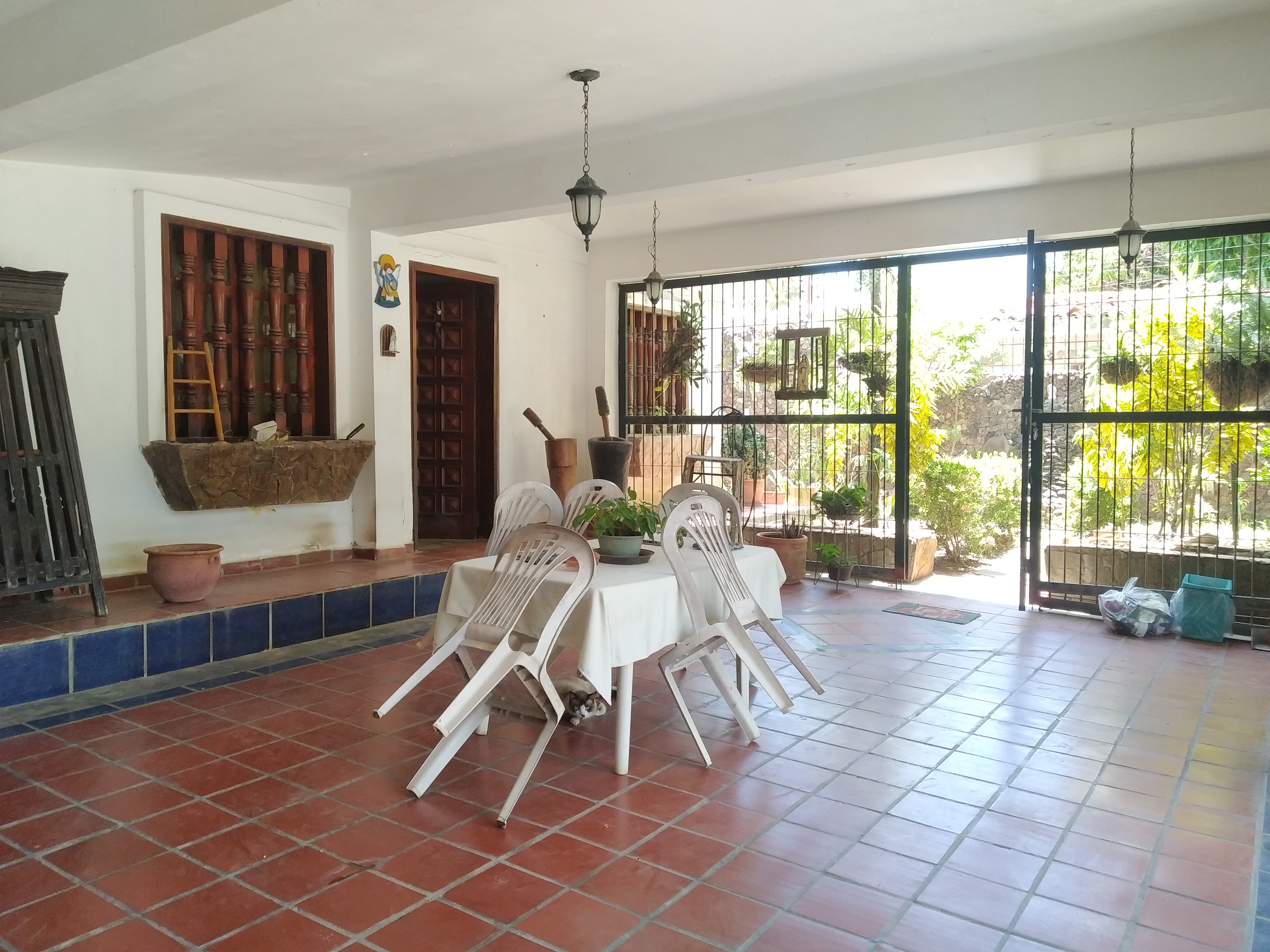 CASA EN CONJUNTO CERRADO, SECTOR MACHO MUERTO.