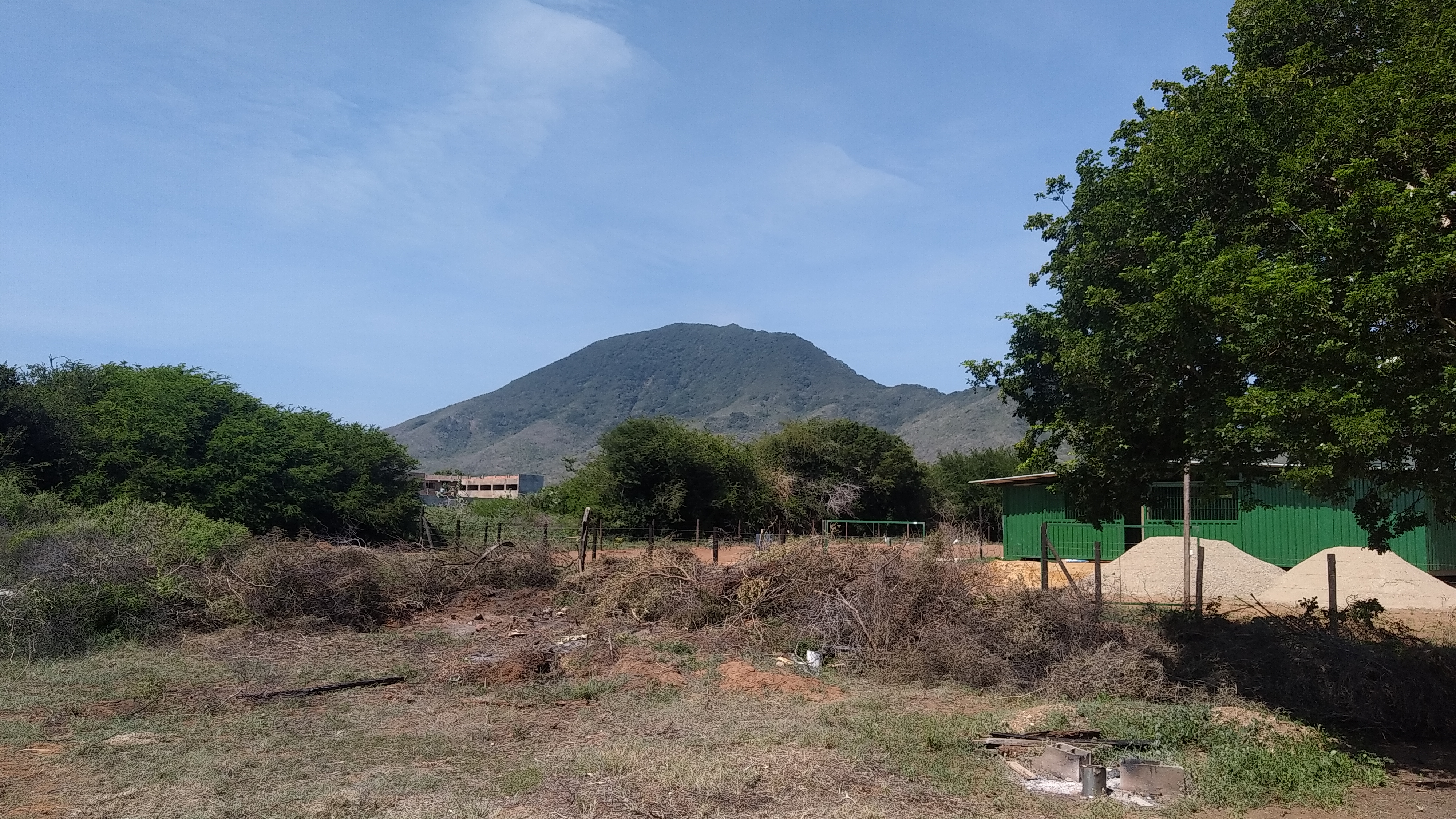 LAND WITH GOODNESS, IN LA MIRA SECTOR.