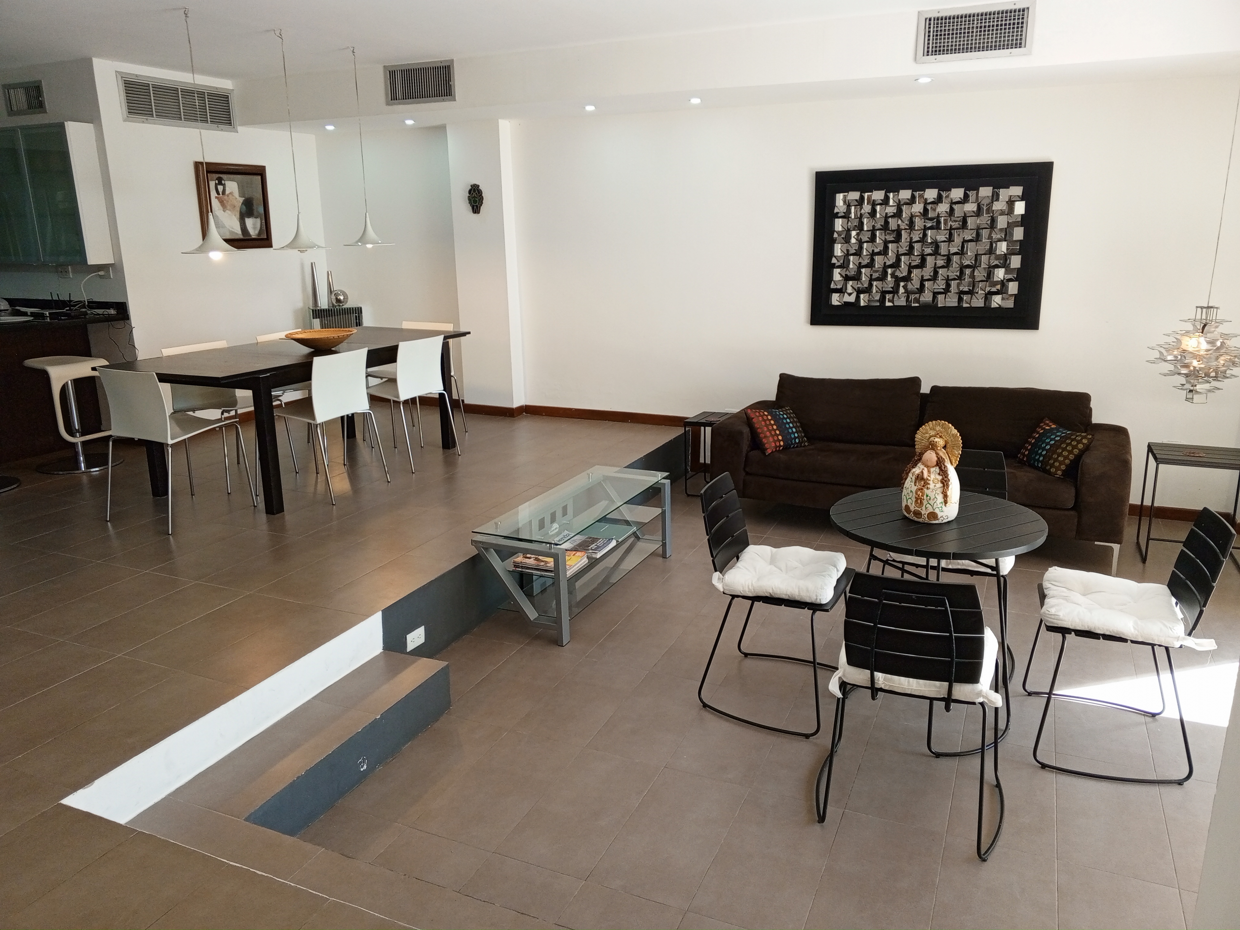 TOWNHOUSE EN PLAZA REAL, EN ALQUILER