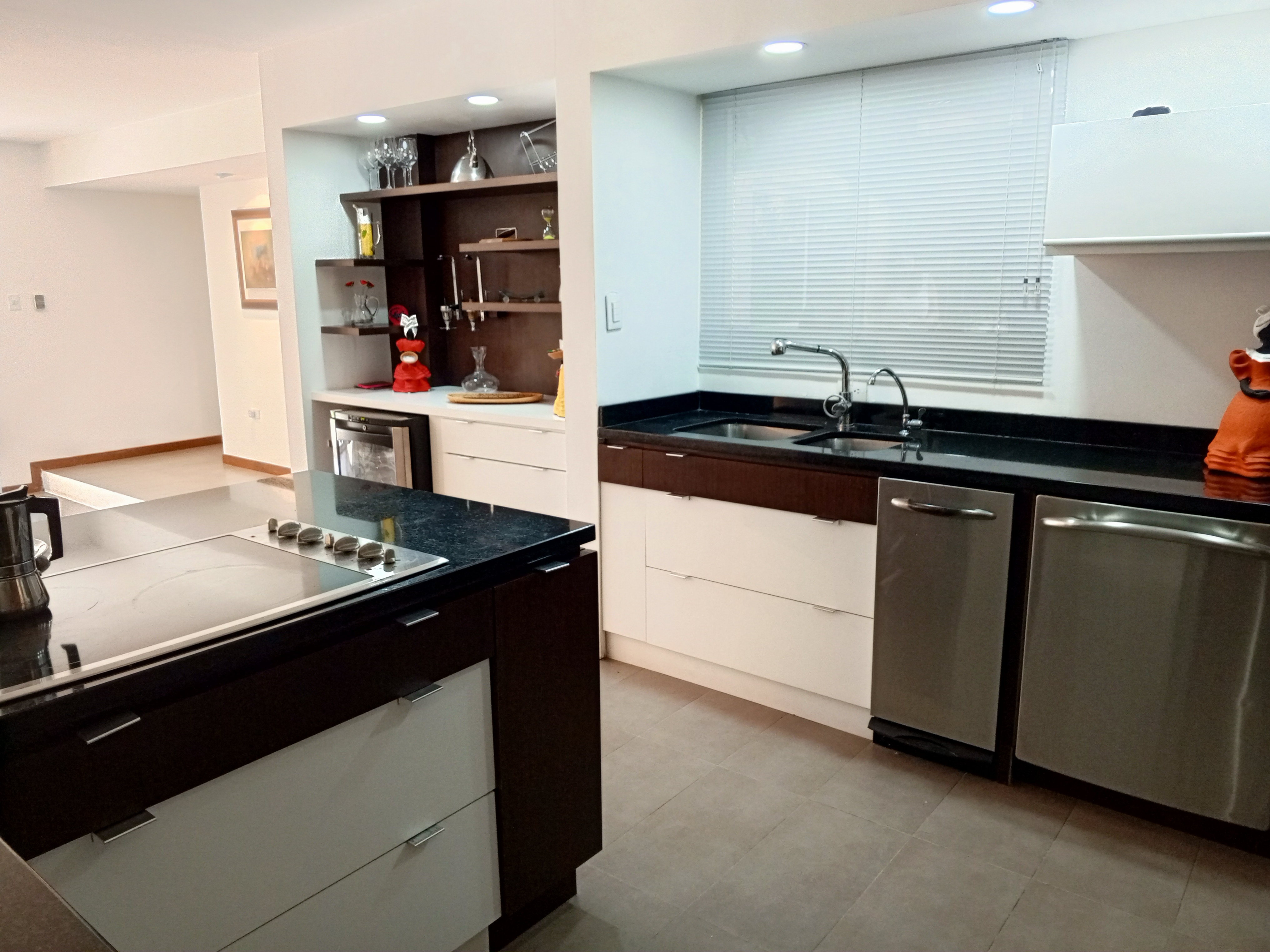 TOWNHOUSE EN PLAZA REAL, EN ALQUILER