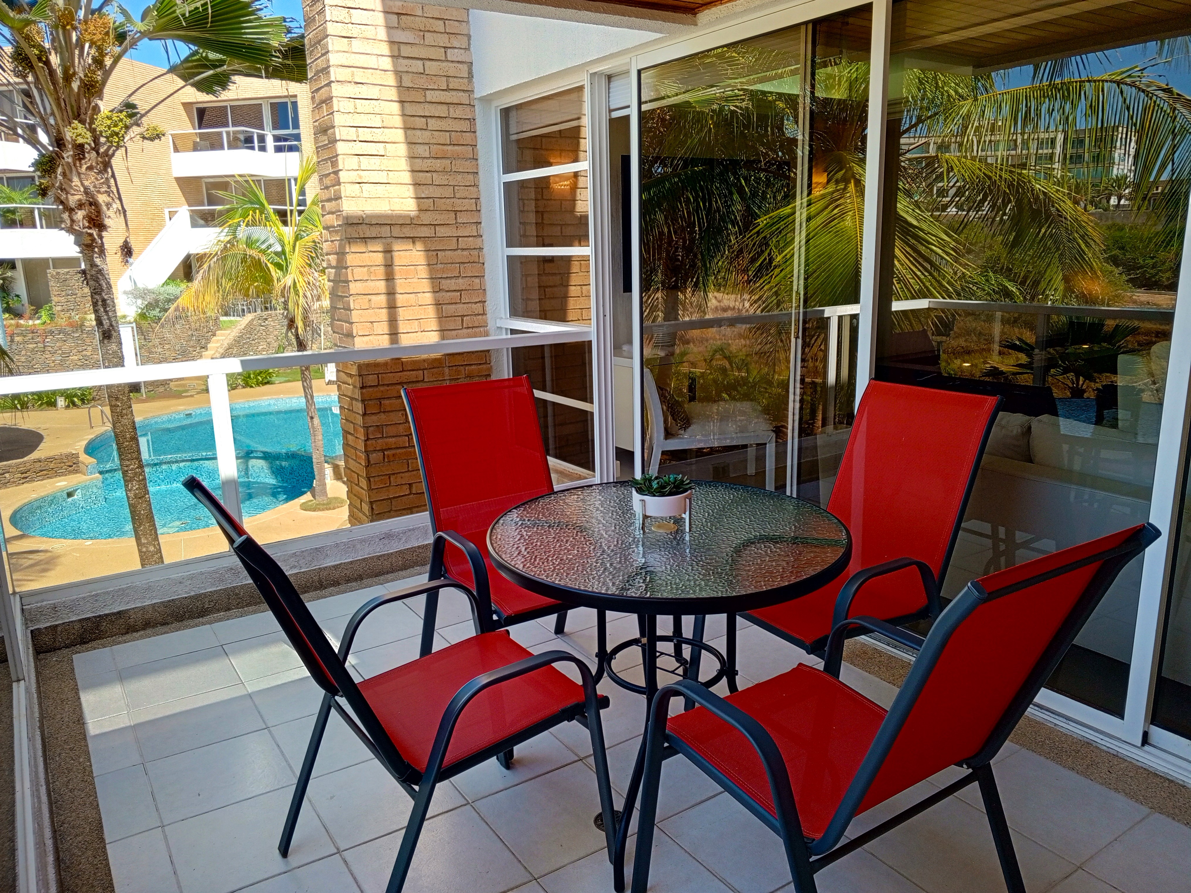 TOWNHOUSE EN PLAZA REAL, EN VENTA