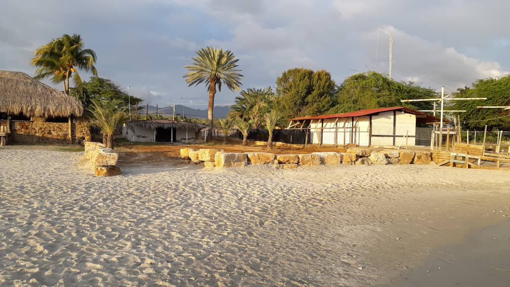 TERRENO EN PLAYA EL YAQUE EN VENTA