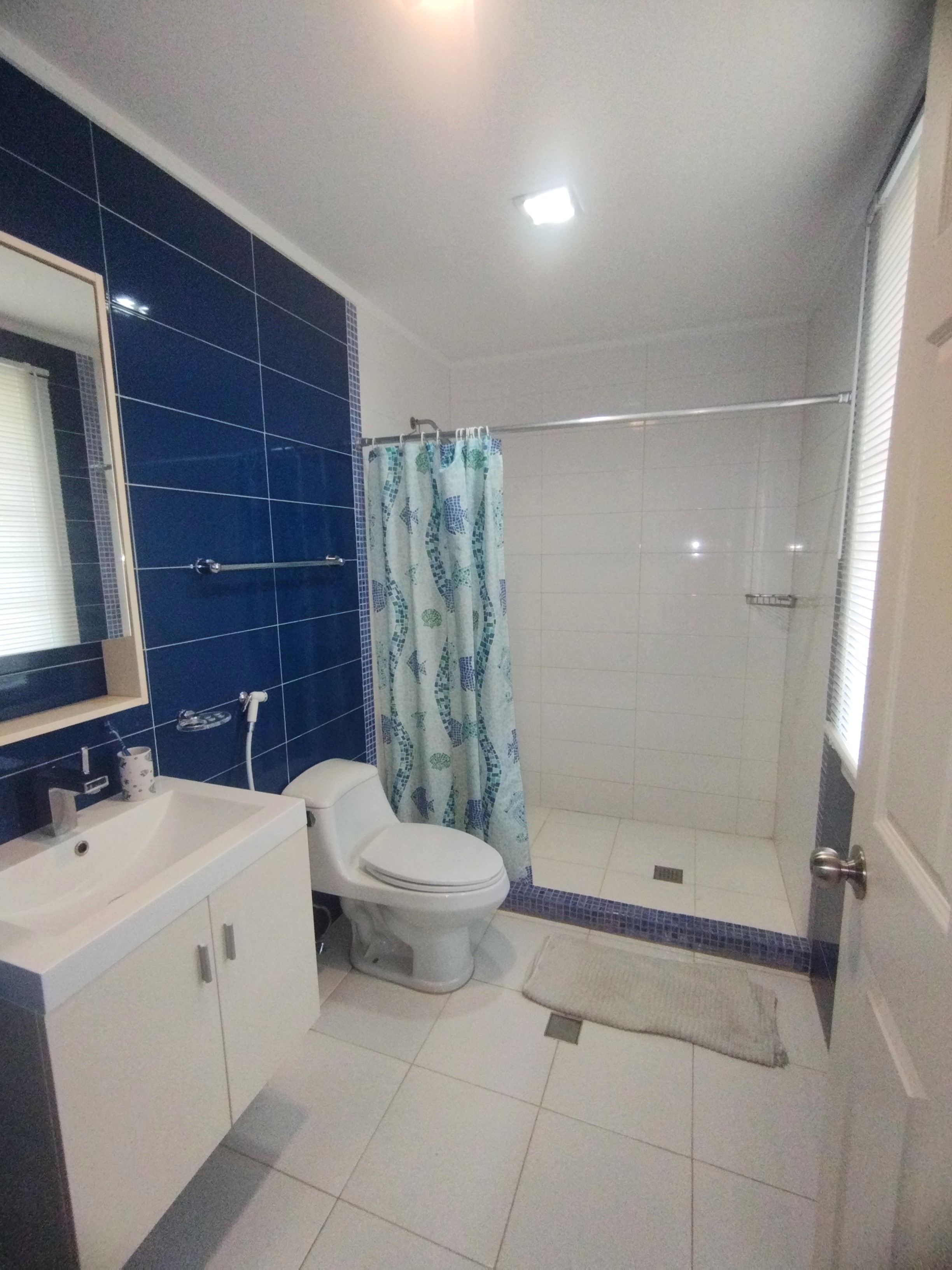 CASA EN PARAISO I, EN VENTA