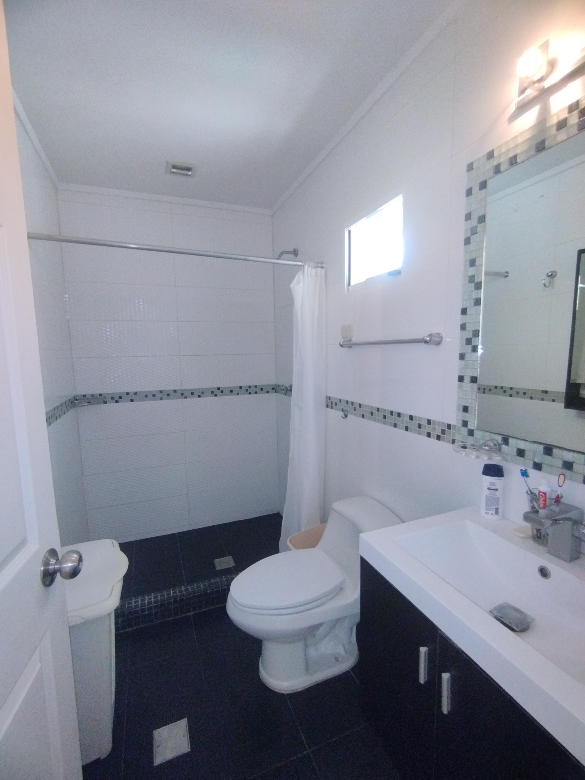 CASA EN PARAISO I, EN VENTA