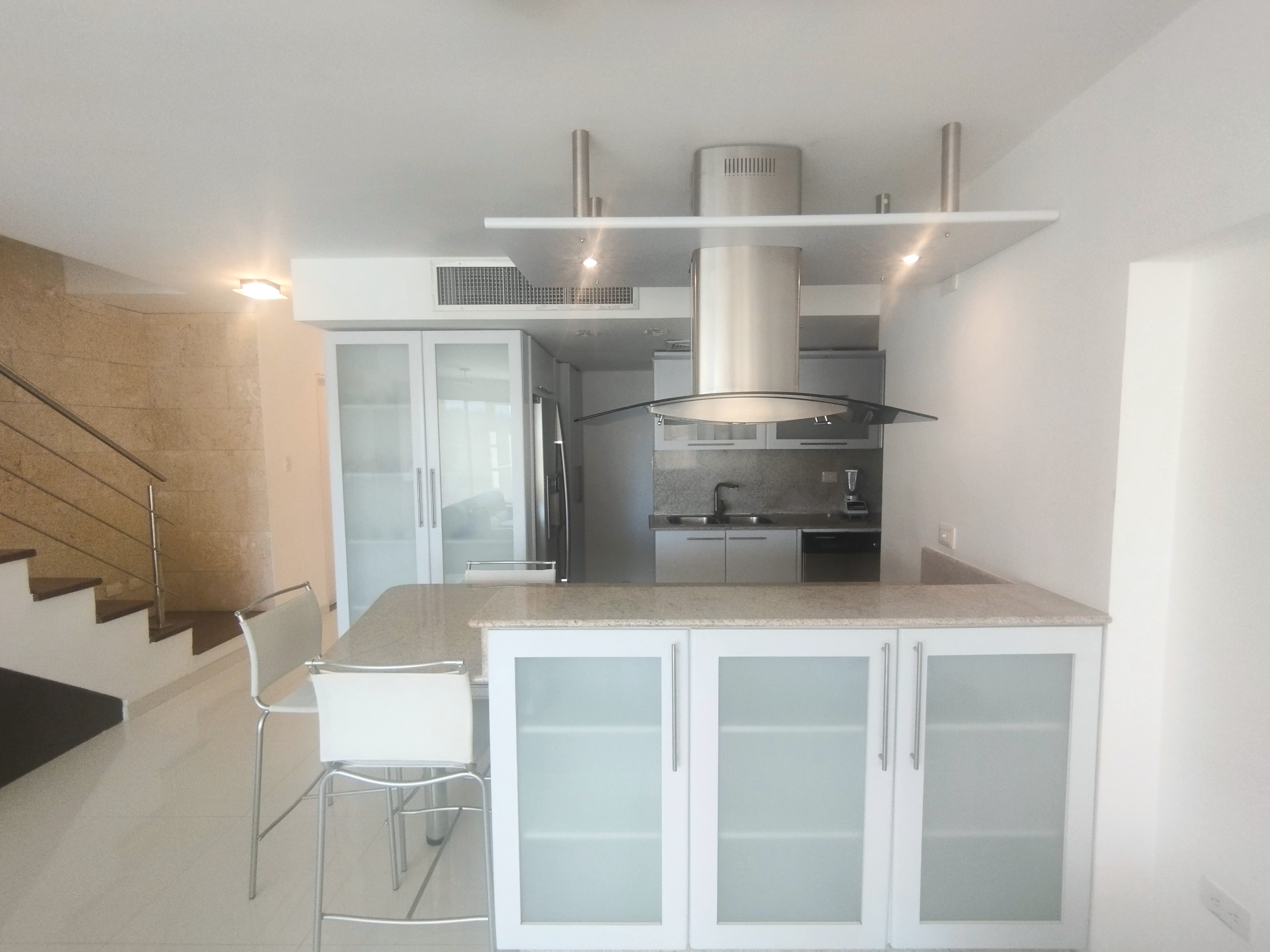 TOWNHOUSE EN VENTA EN PLAYA MORENO