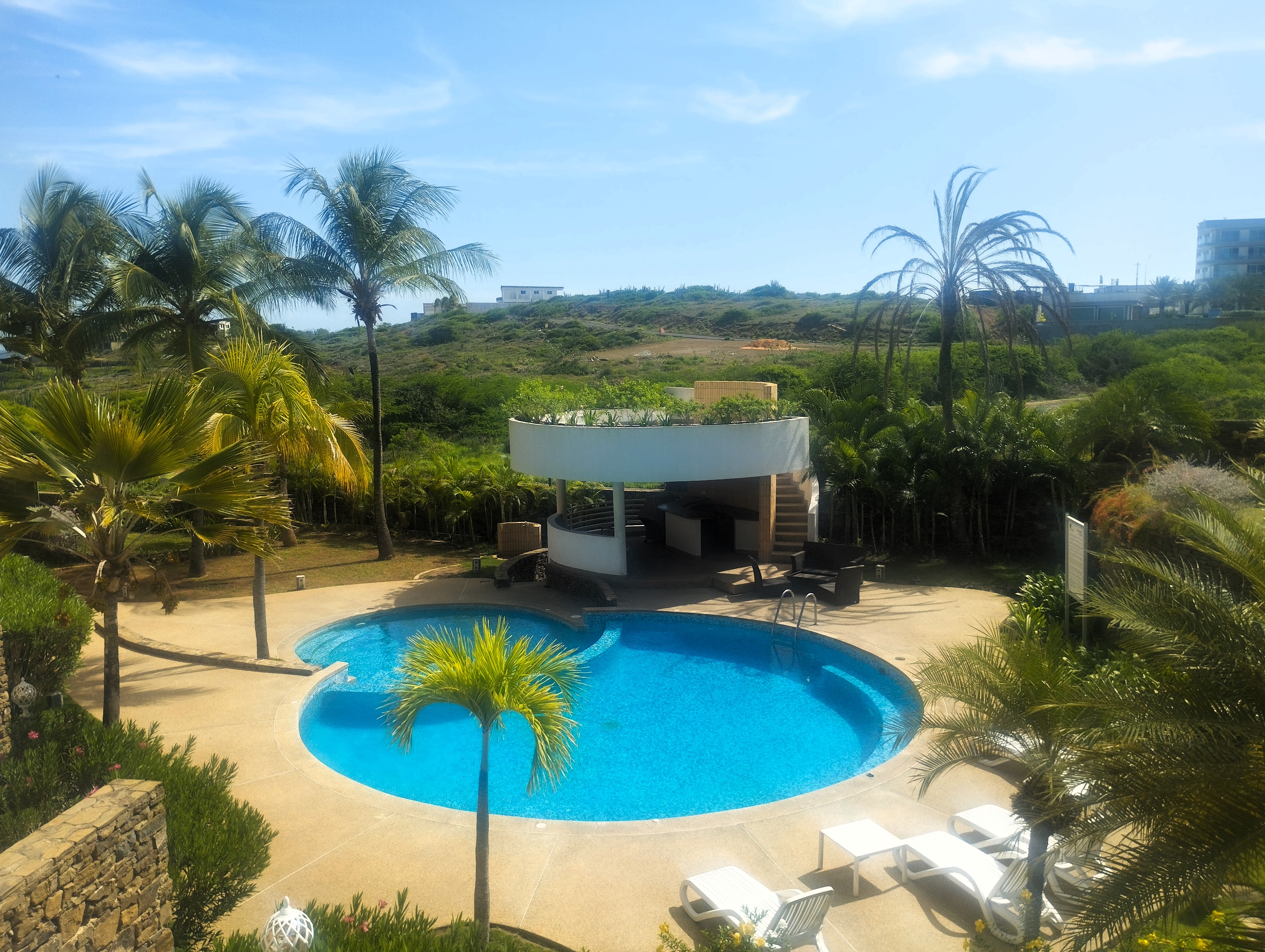 TOWNHOUSE EN VENTA EN PLAYA MORENO