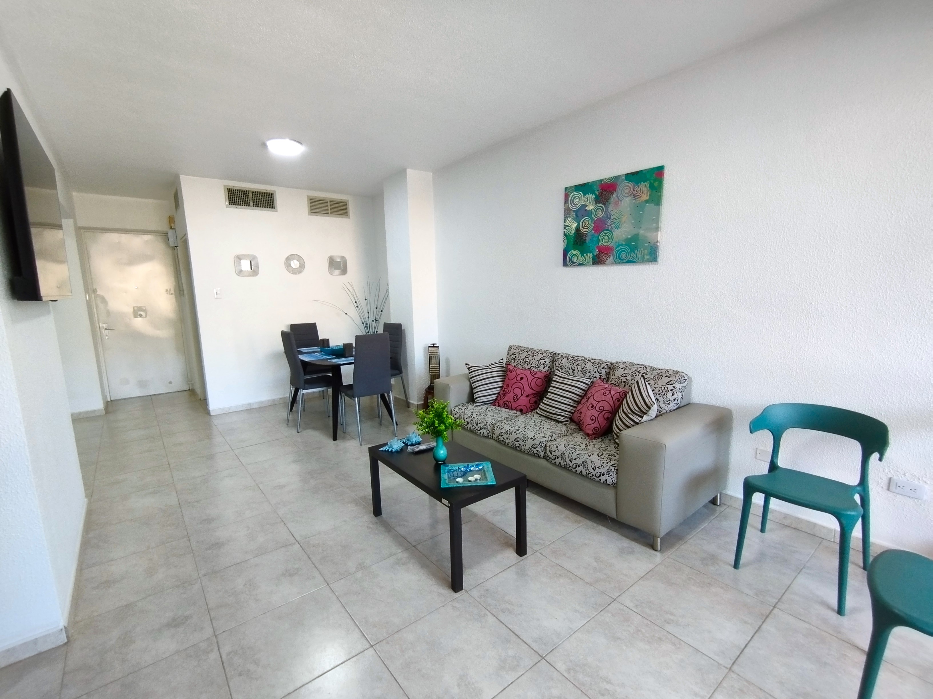 APARTAMENTO EN COSTA AZUL, EN ALQUILER VACACIONAL