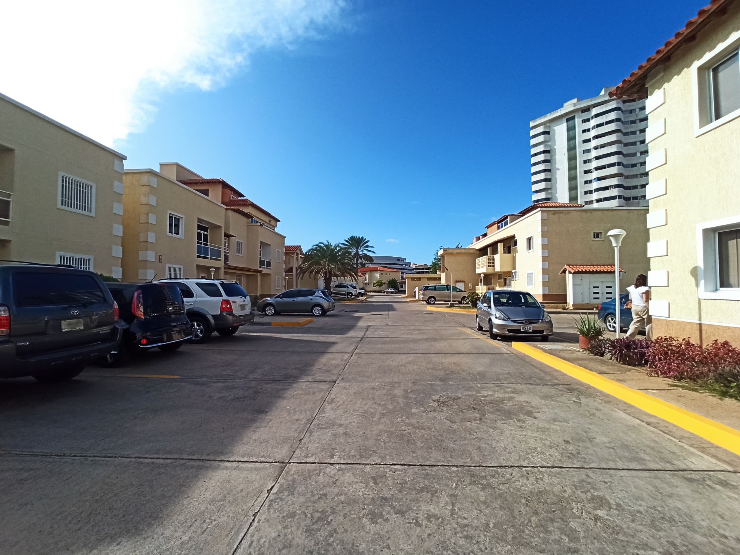 APARTMENT FOR FIXED RENT, IN LA MARINA