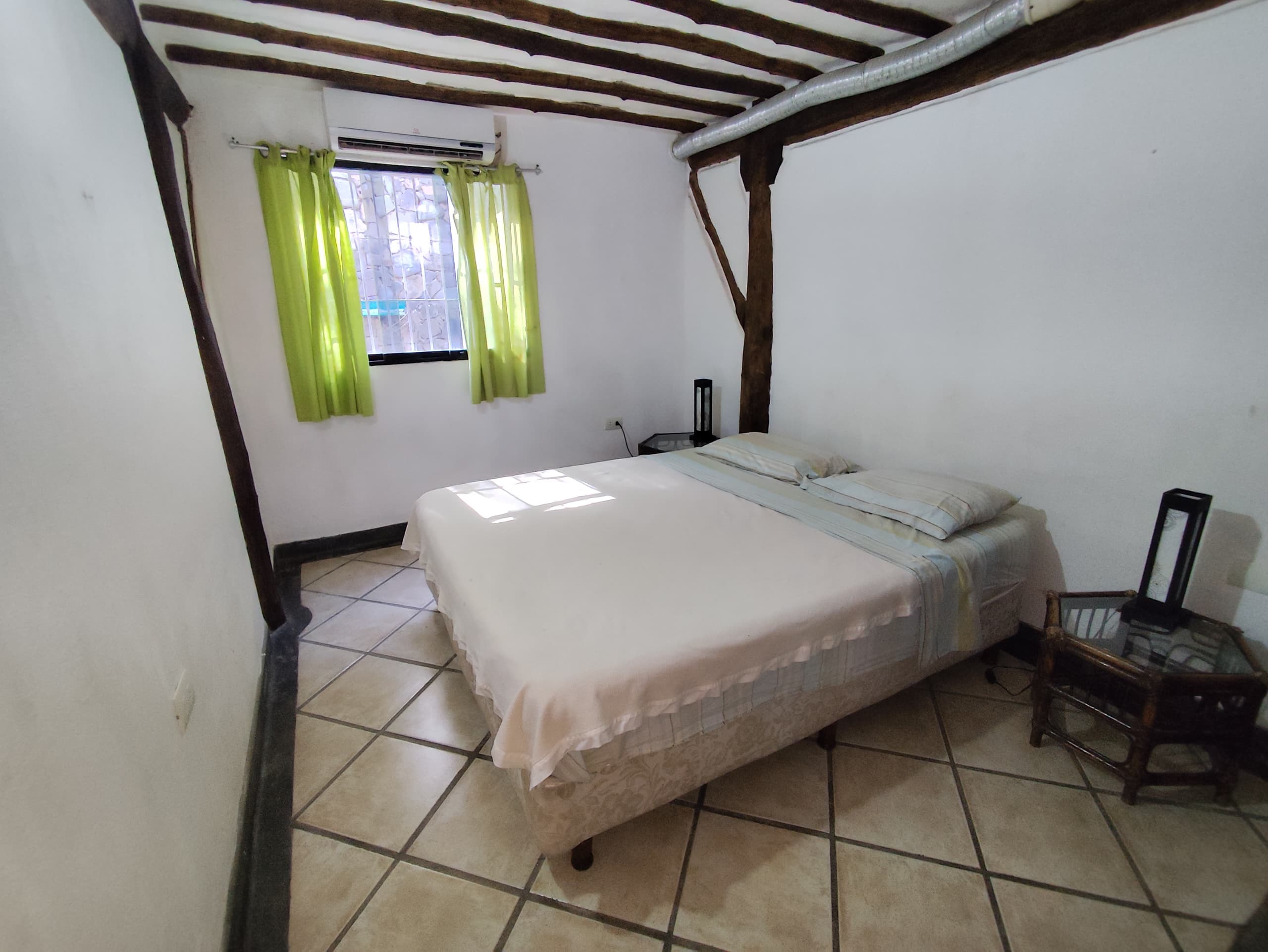 CASA EN PARAISO I, EN VENTA