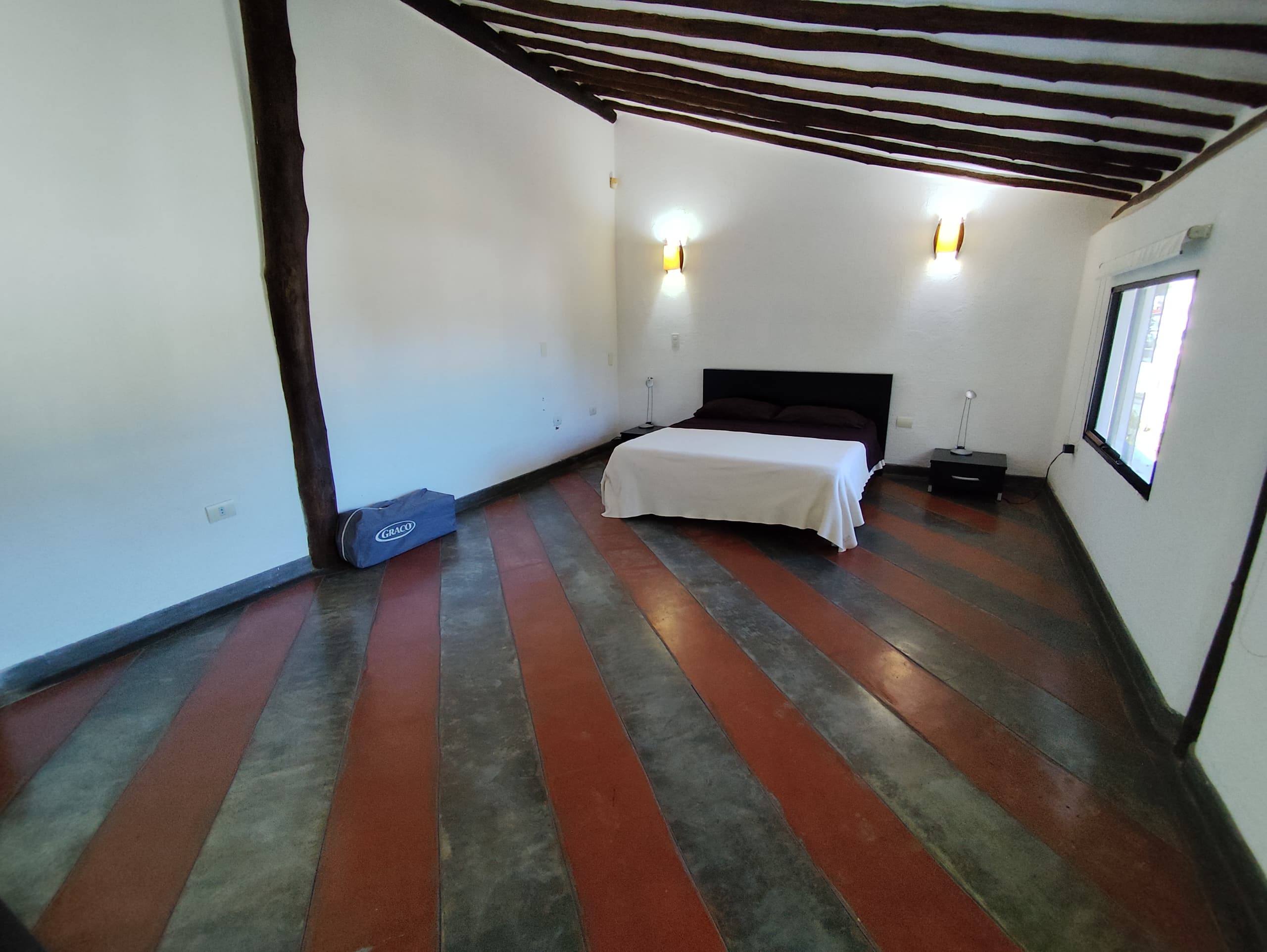 CASA EN PARAISO I, EN VENTA