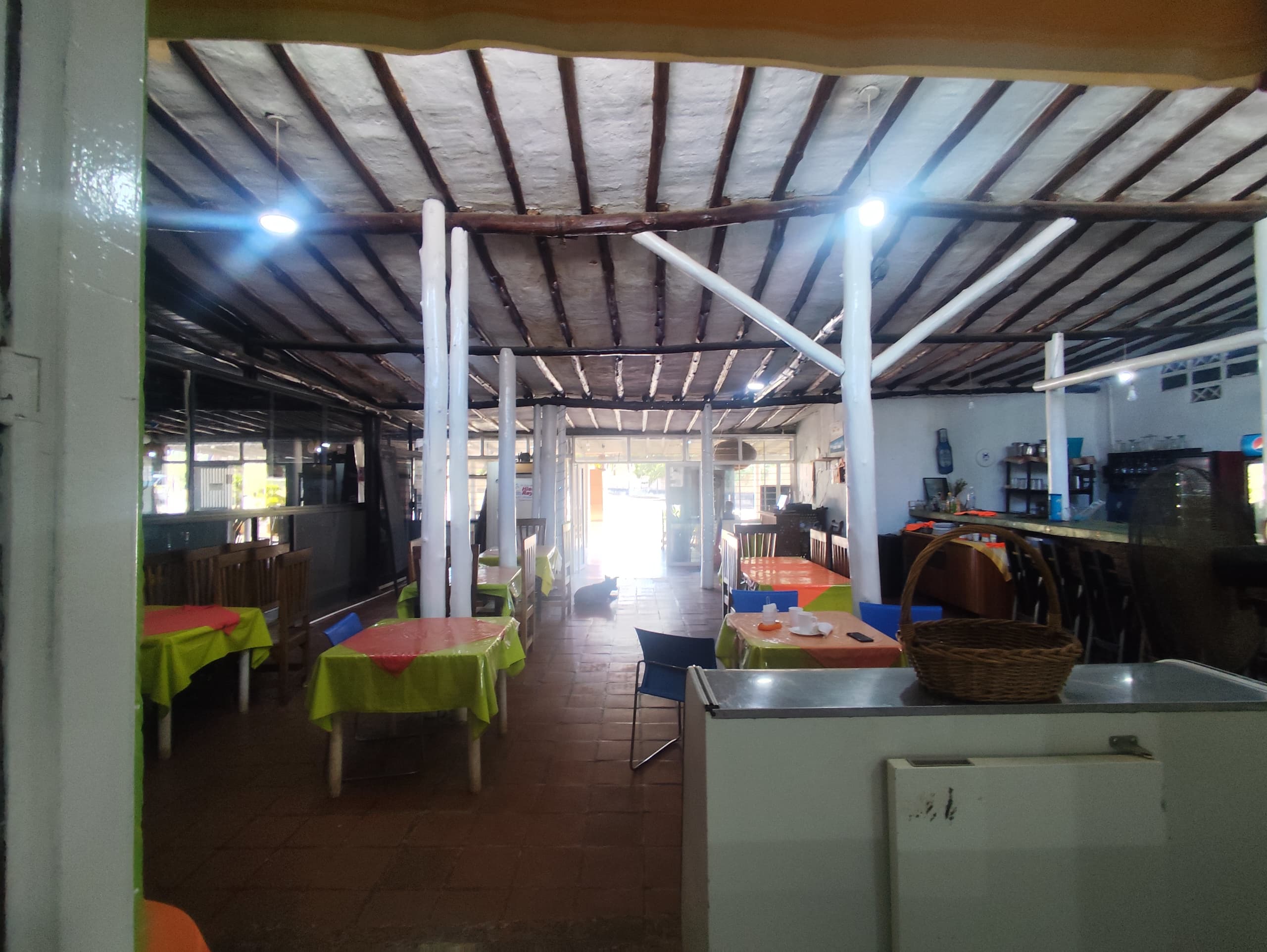 NEGOCIO EN VENTA EN EL YAQUE