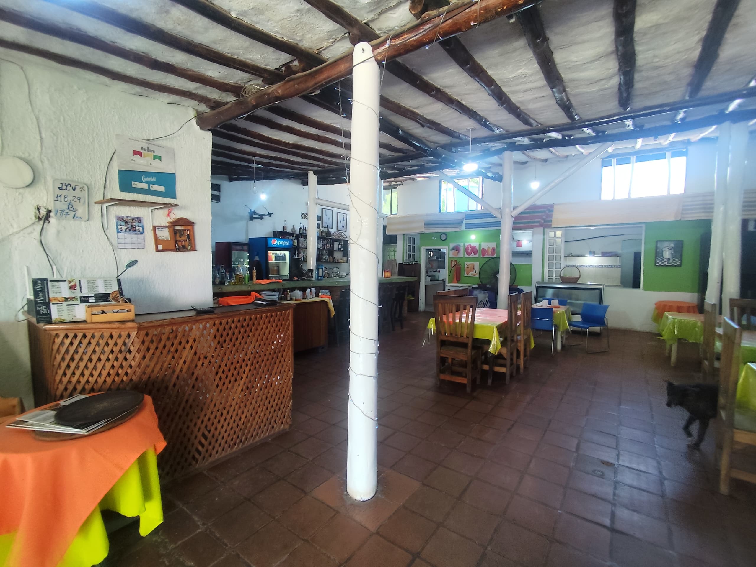 NEGOCIO EN VENTA EN EL YAQUE