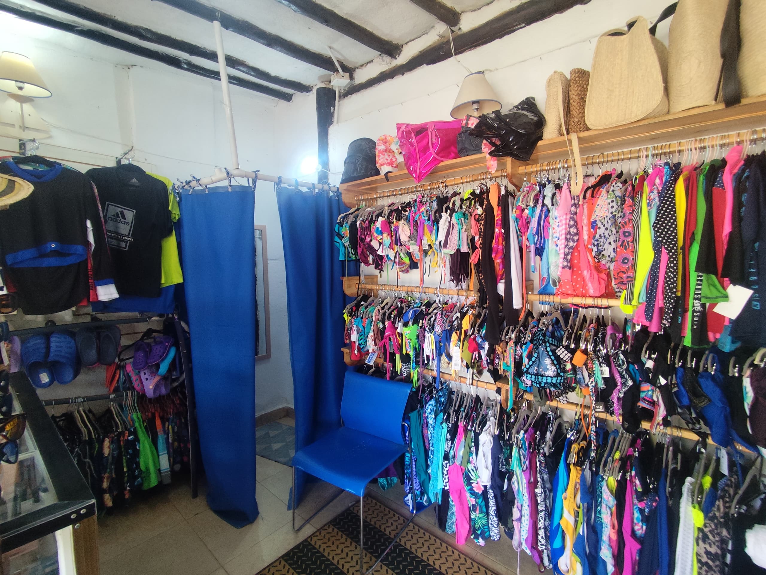 NEGOCIO EN VENTA EN EL YAQUE