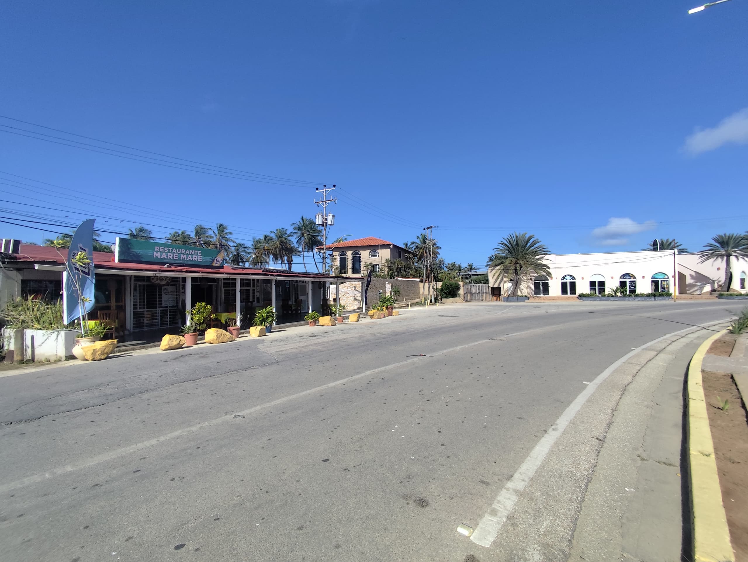 NEGOCIO EN VENTA EN EL YAQUE